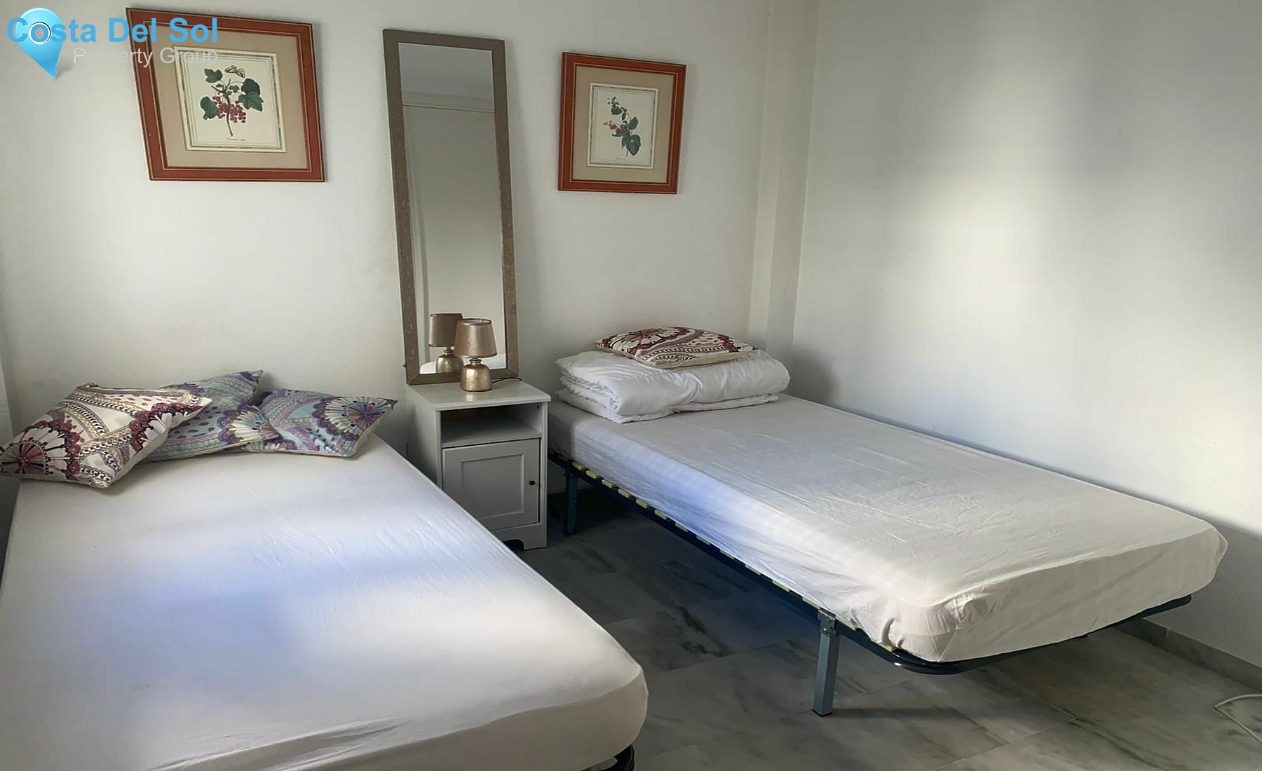 Middle Floor Apartment in Nueva Andalucía-1172193
