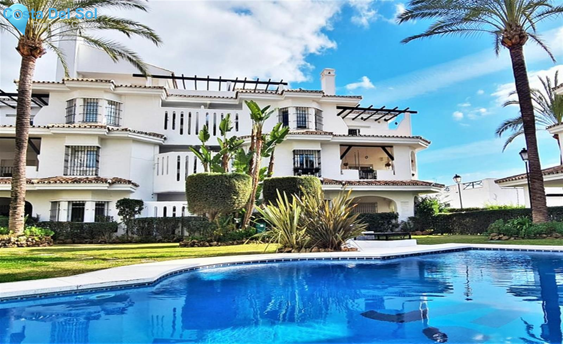 Middle Floor Apartment in Nueva Andalucía-1172199