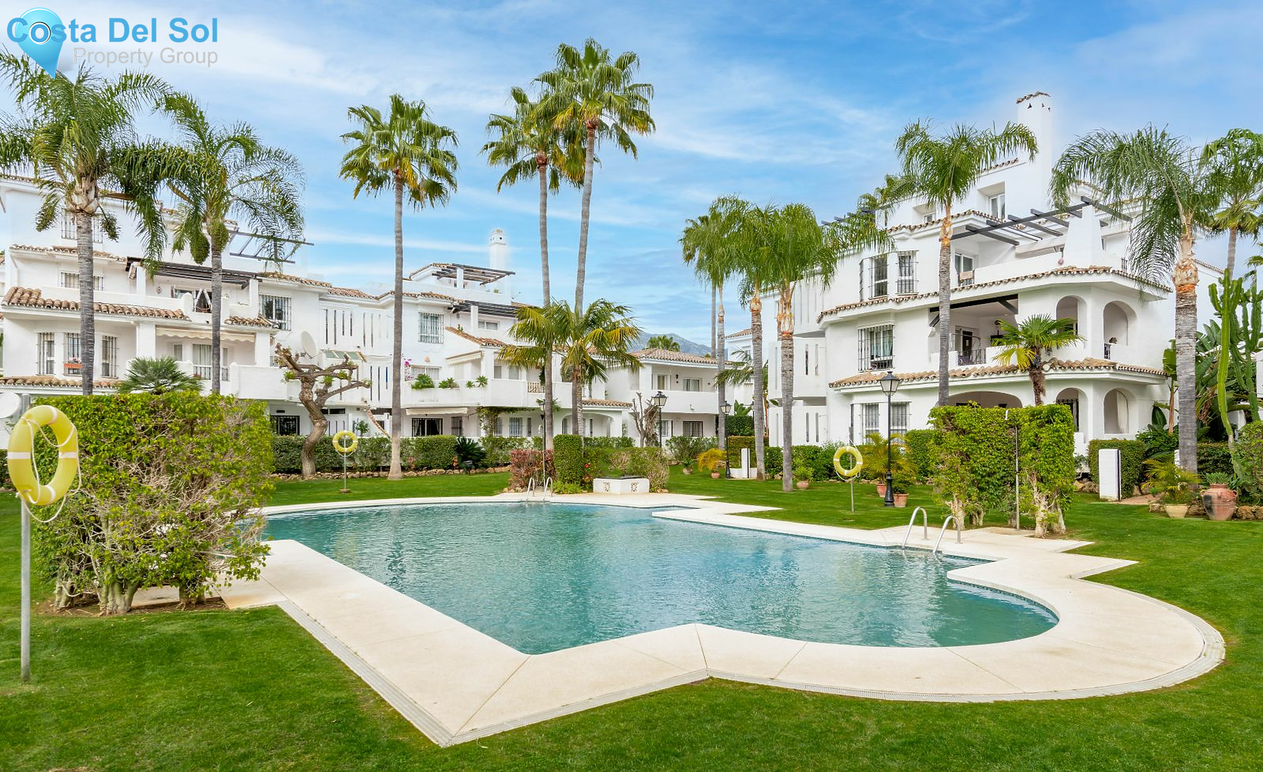 Middle Floor Apartment in Nueva Andalucía-1190291