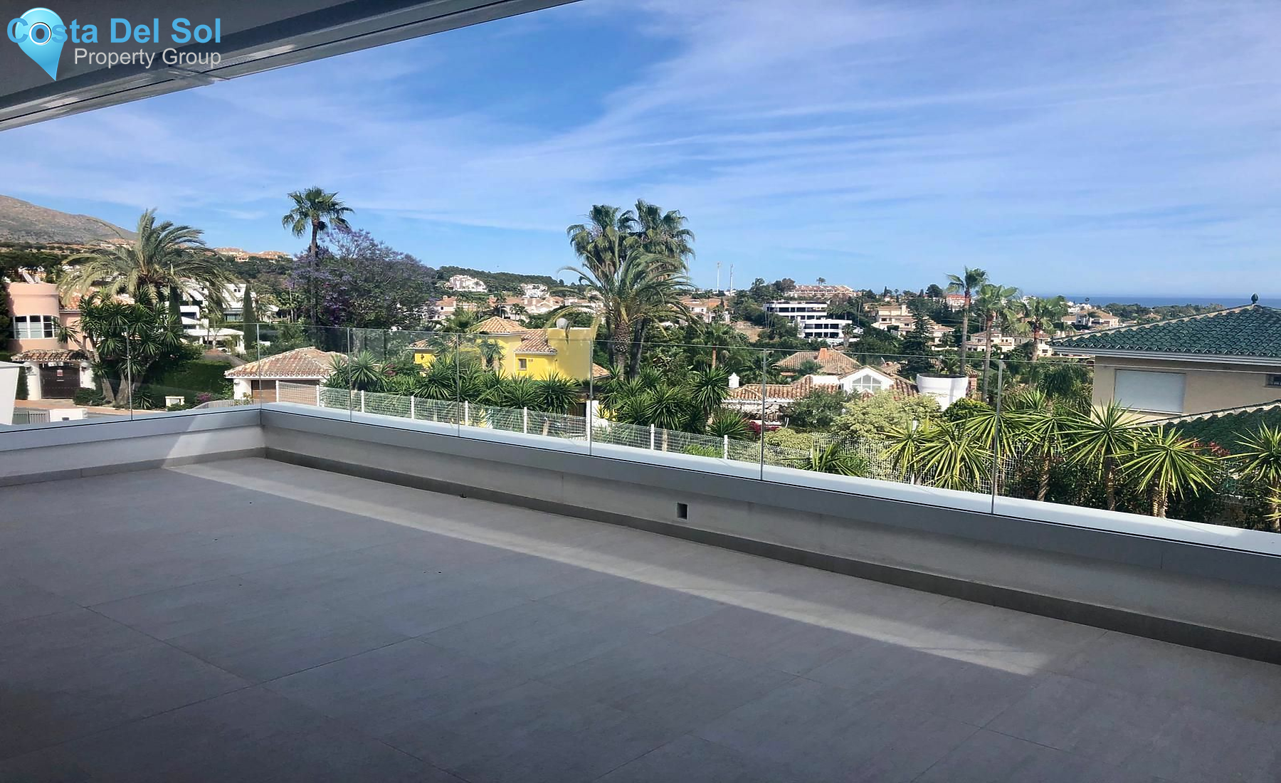 Middle Floor Apartment in Nueva Andalucía-1205437