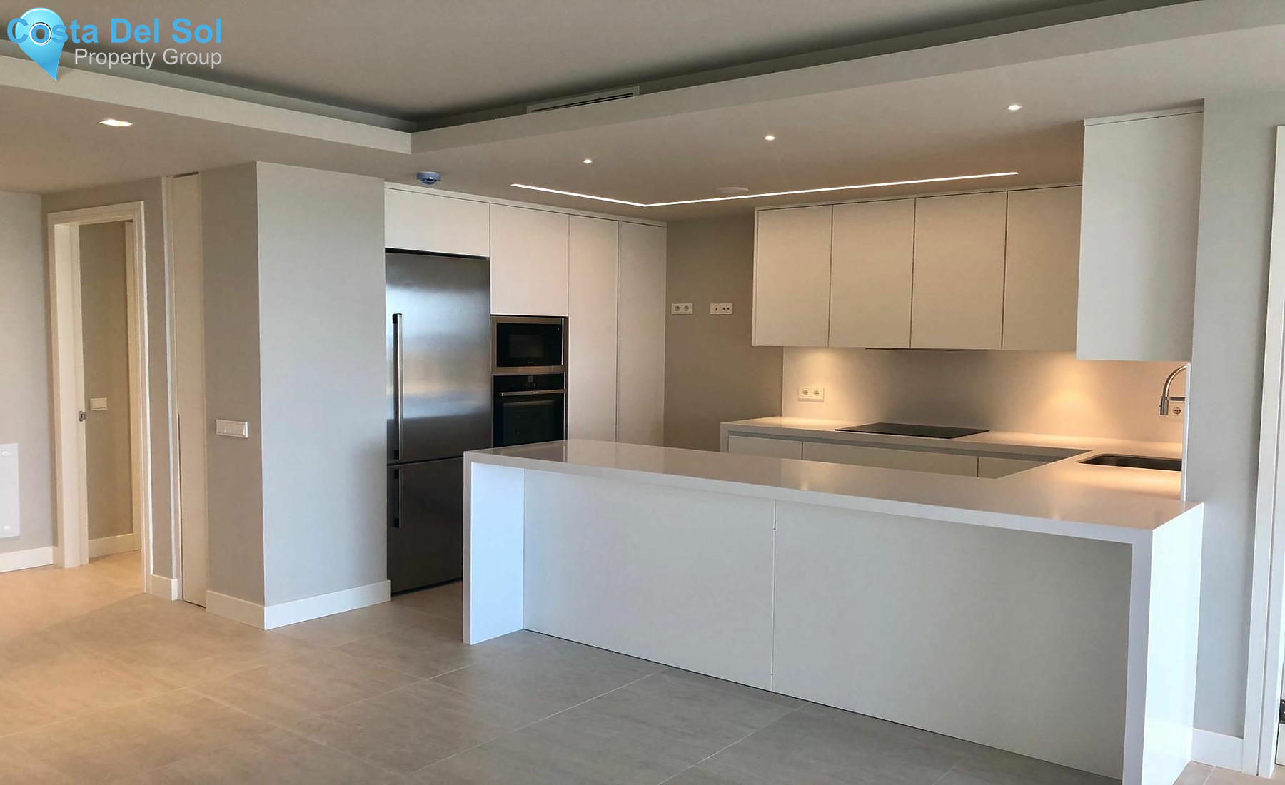 Middle Floor Apartment in Nueva Andalucía-1205439