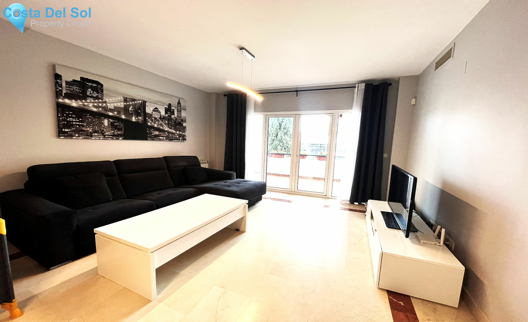 Middle Floor Apartment in Nueva Andalucía-1387746