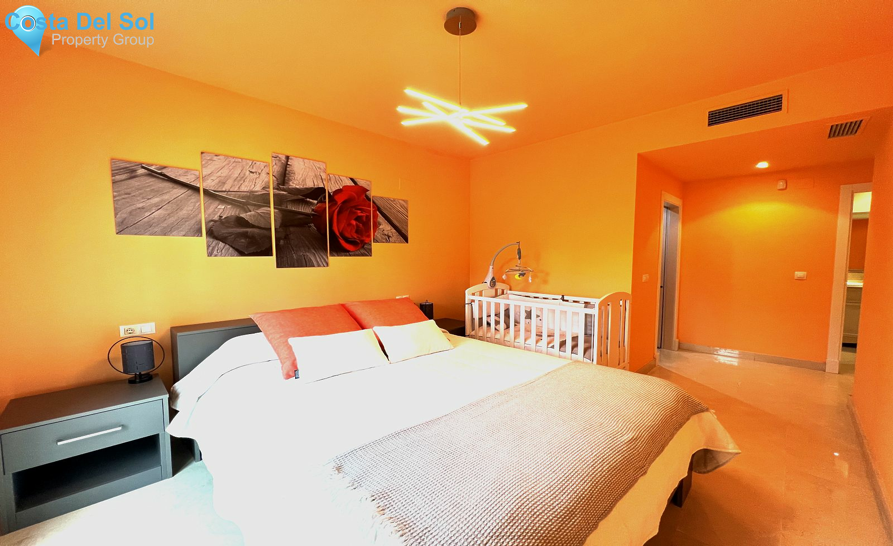 Middle Floor Apartment in Nueva Andalucía-1387759