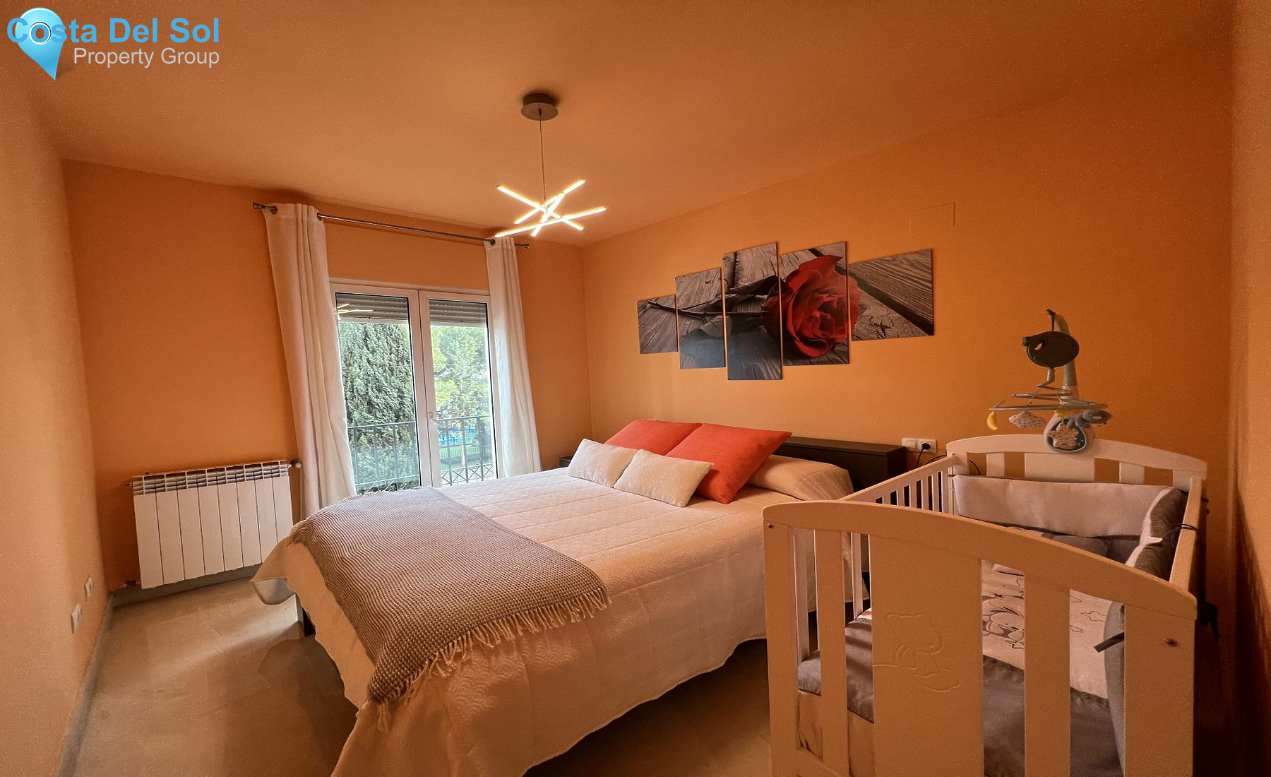 Middle Floor Apartment in Nueva Andalucía-1387760