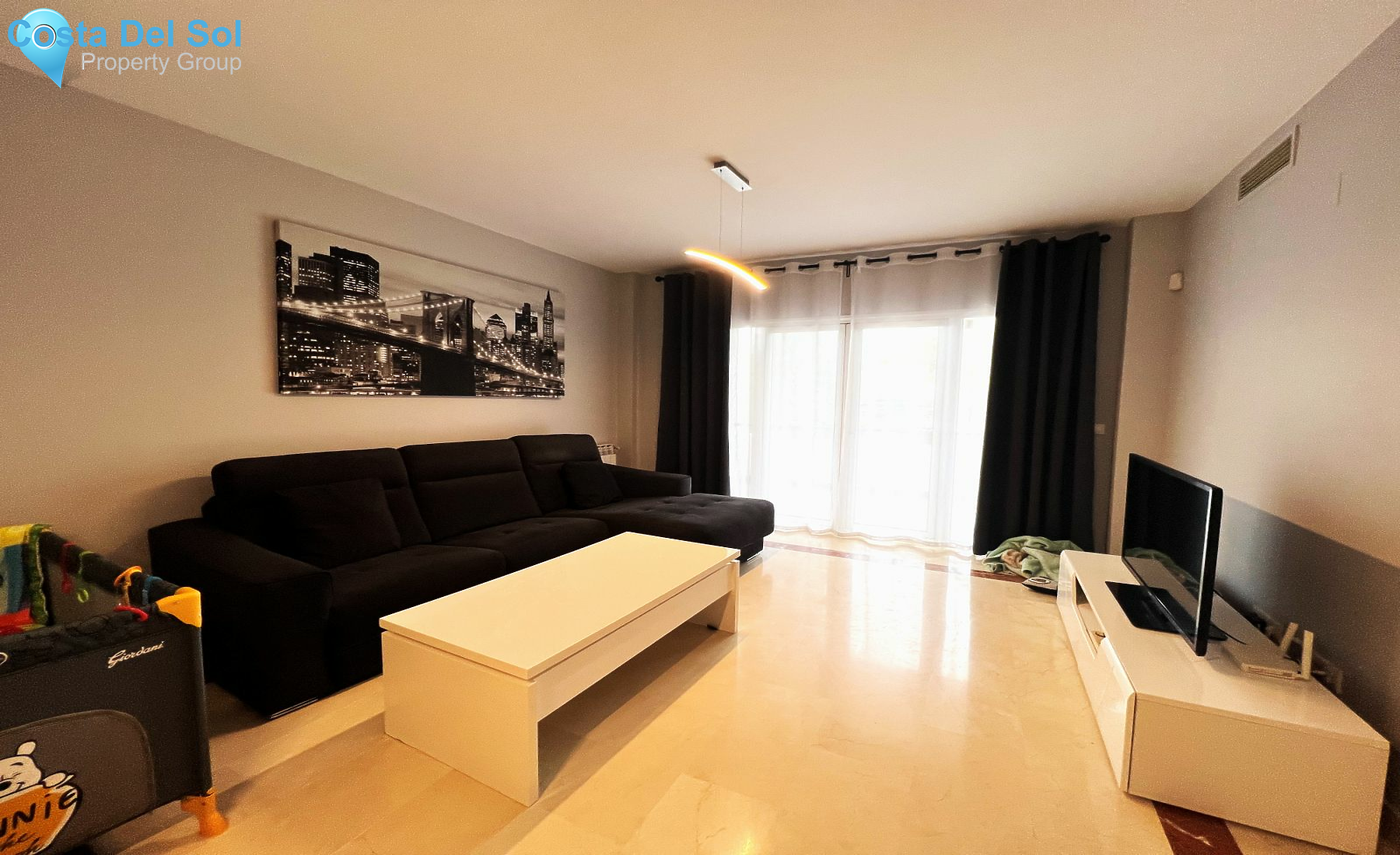 Middle Floor Apartment in Nueva Andalucía-1387752