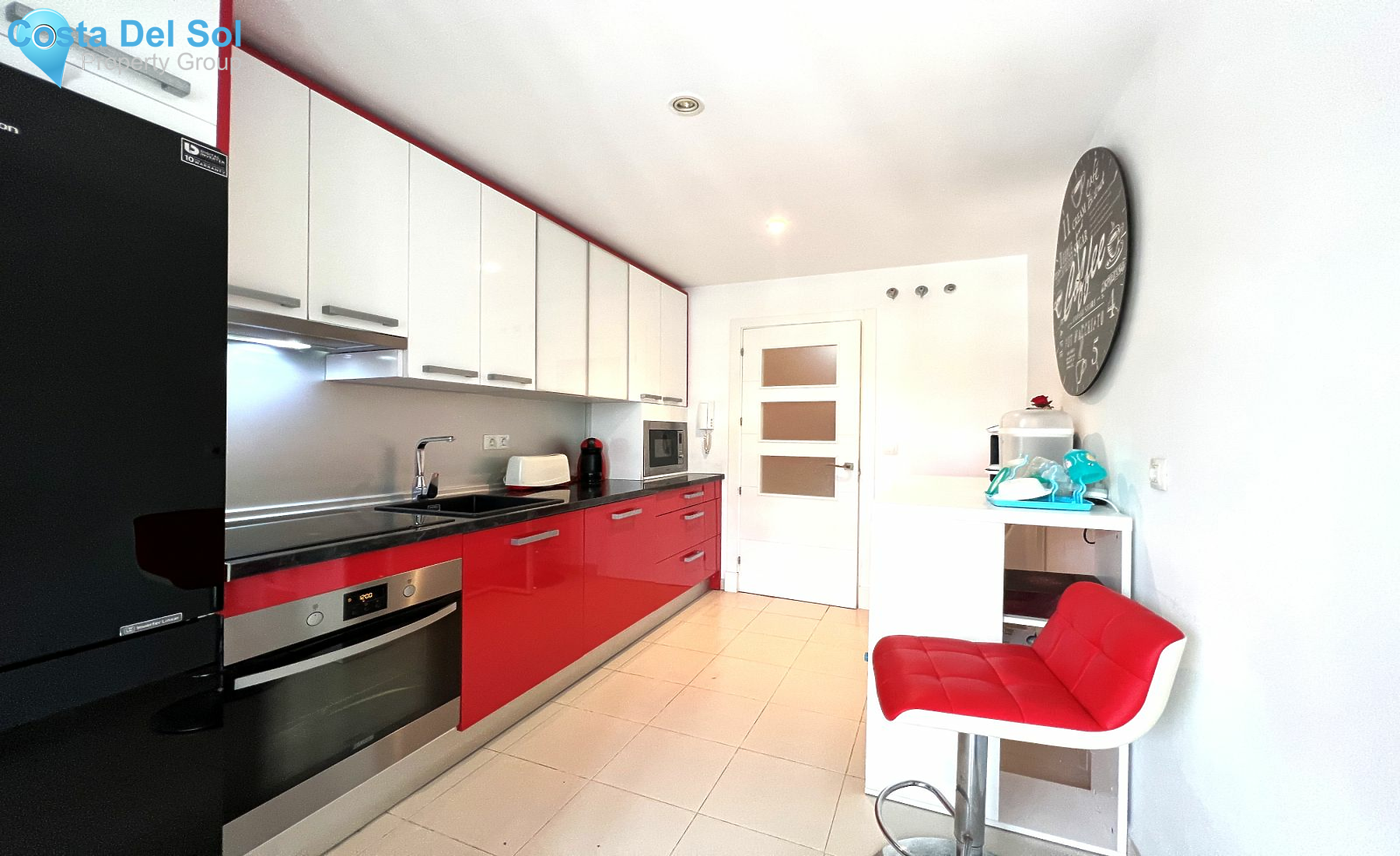Middle Floor Apartment in Nueva Andalucía-1387754
