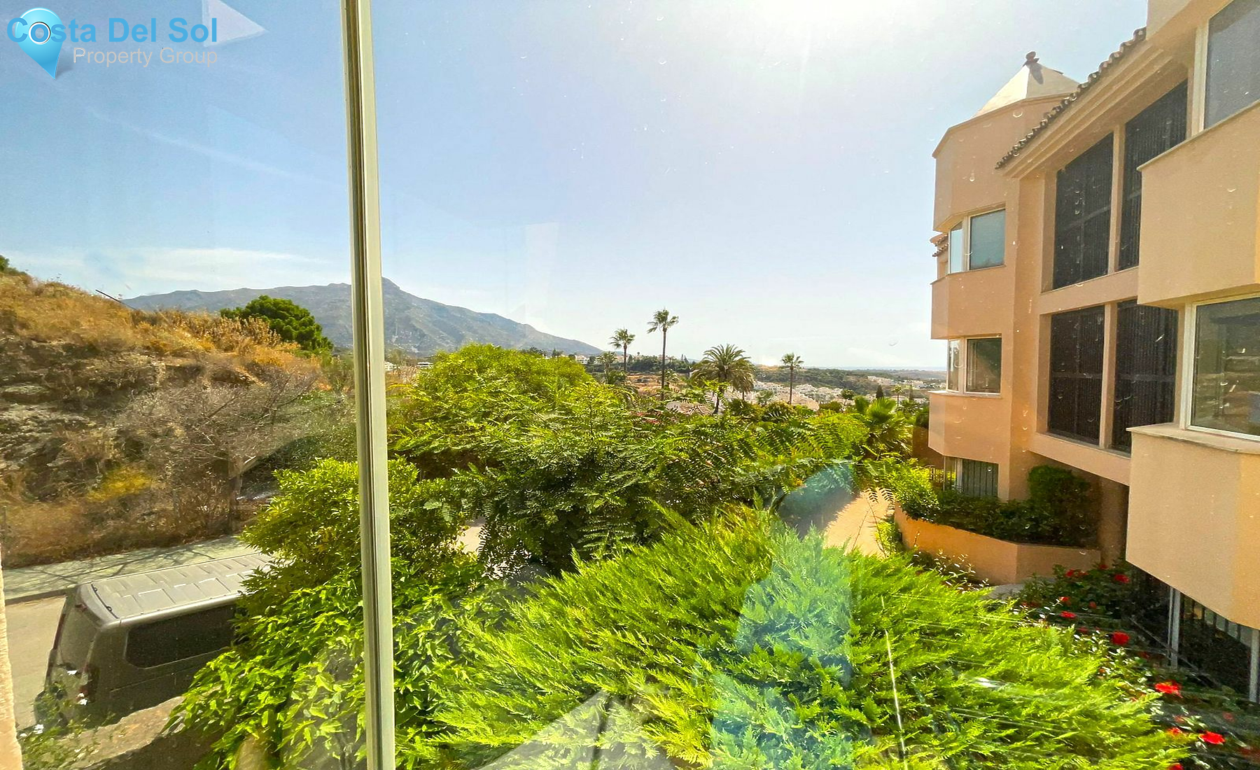 Middle Floor Apartment in Nueva Andalucía-1387988