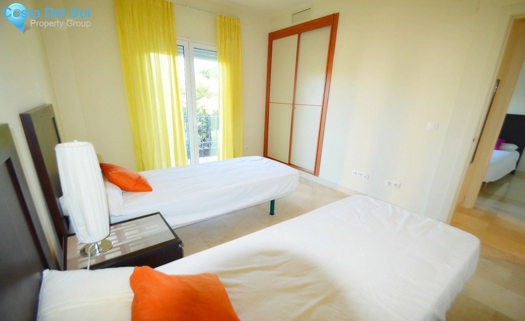 Middle Floor Apartment in Nueva Andalucía-1399828