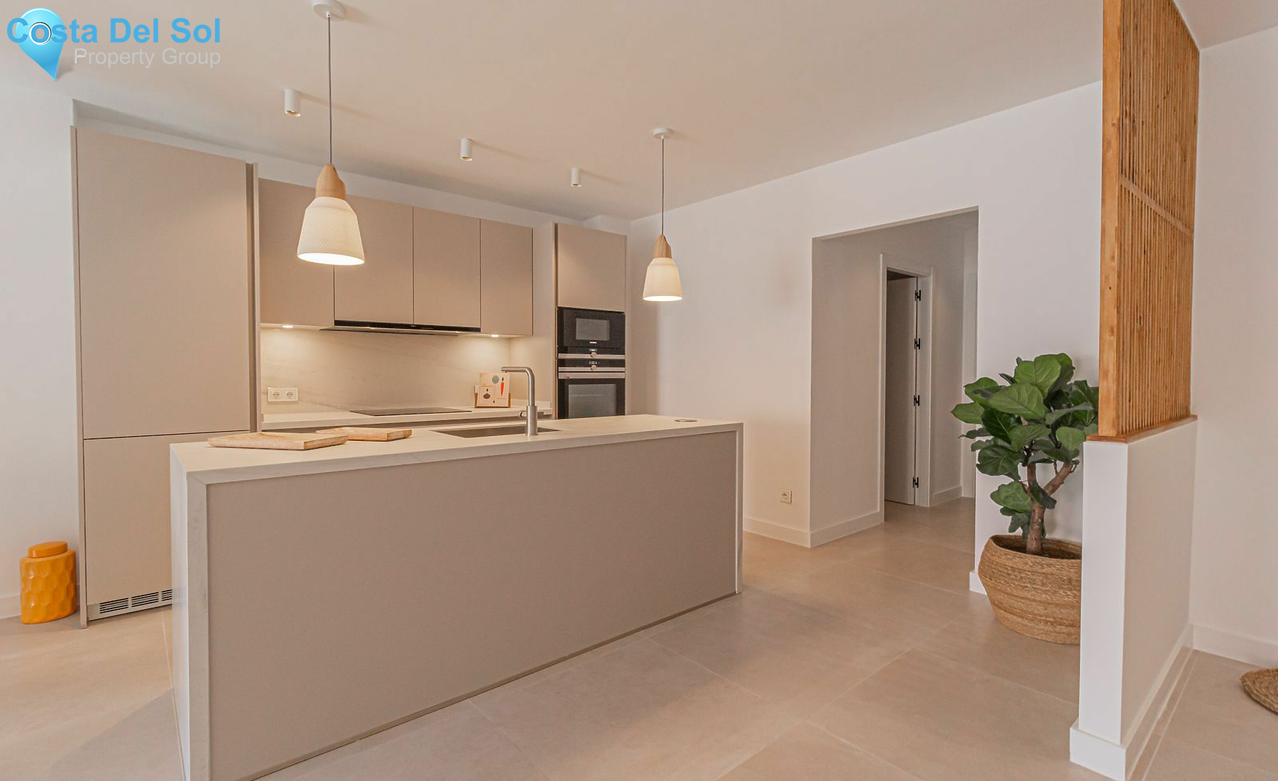 Middle Floor Apartment in Nueva Andalucía-1417356