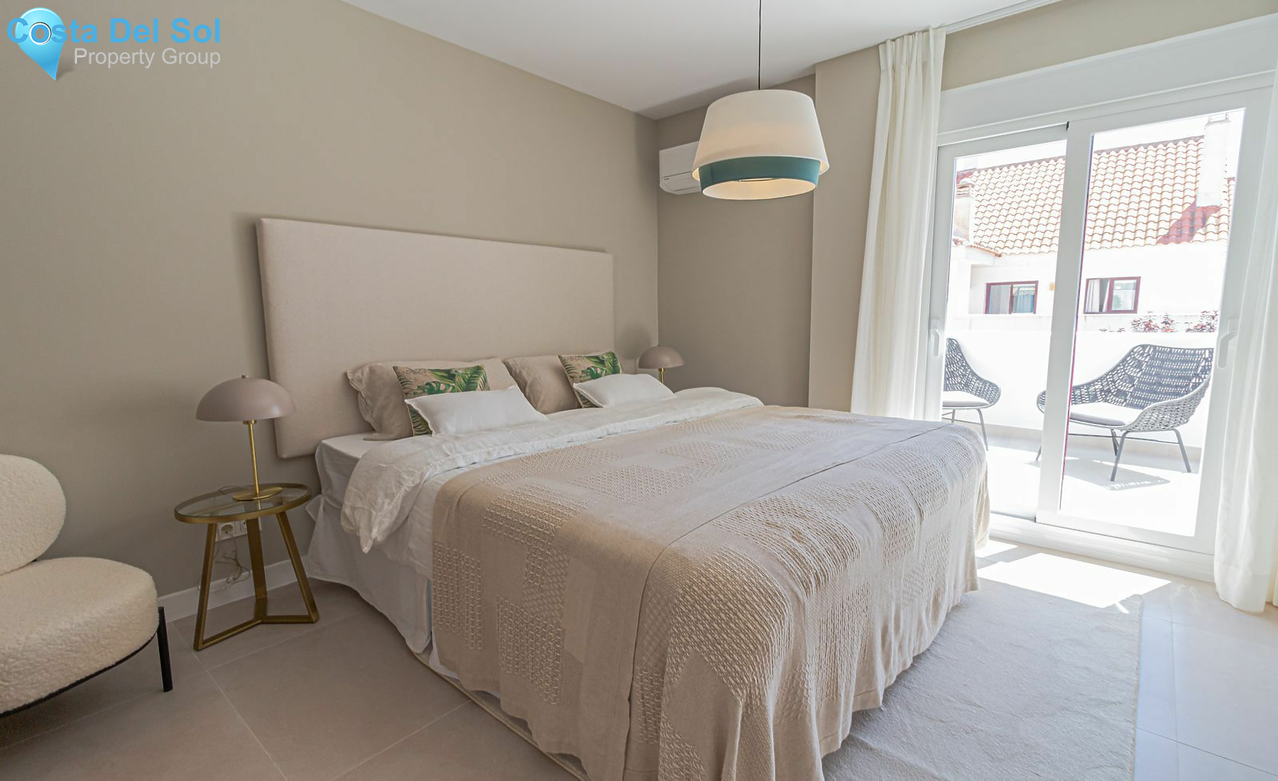 Middle Floor Apartment in Nueva Andalucía-1417357