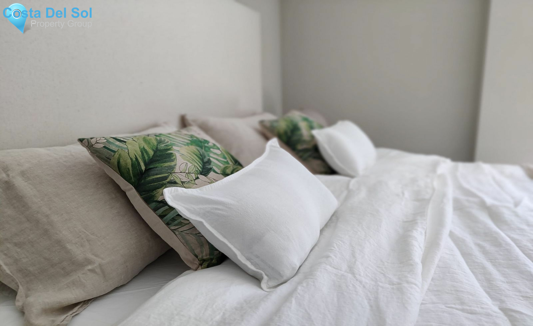 Middle Floor Apartment in Nueva Andalucía-1417359