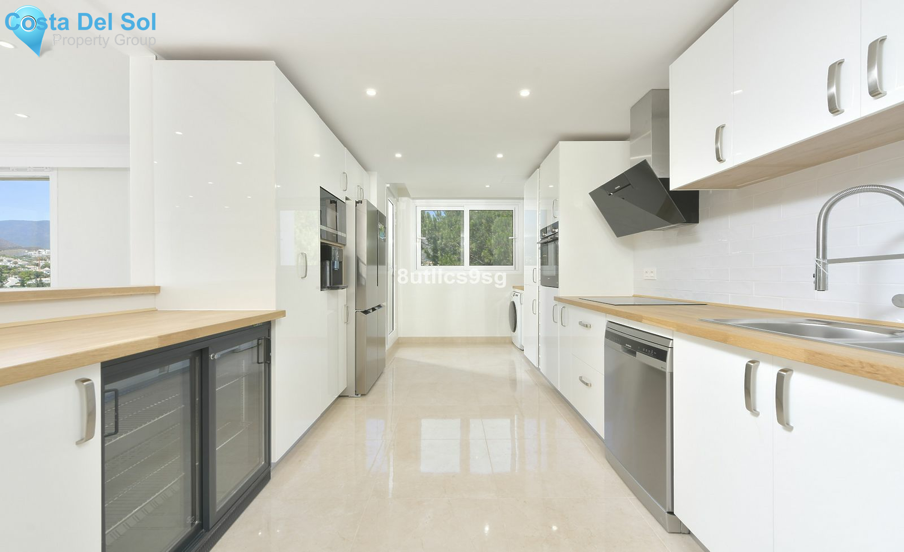 Middle Floor Apartment in Nueva Andalucía-1417611