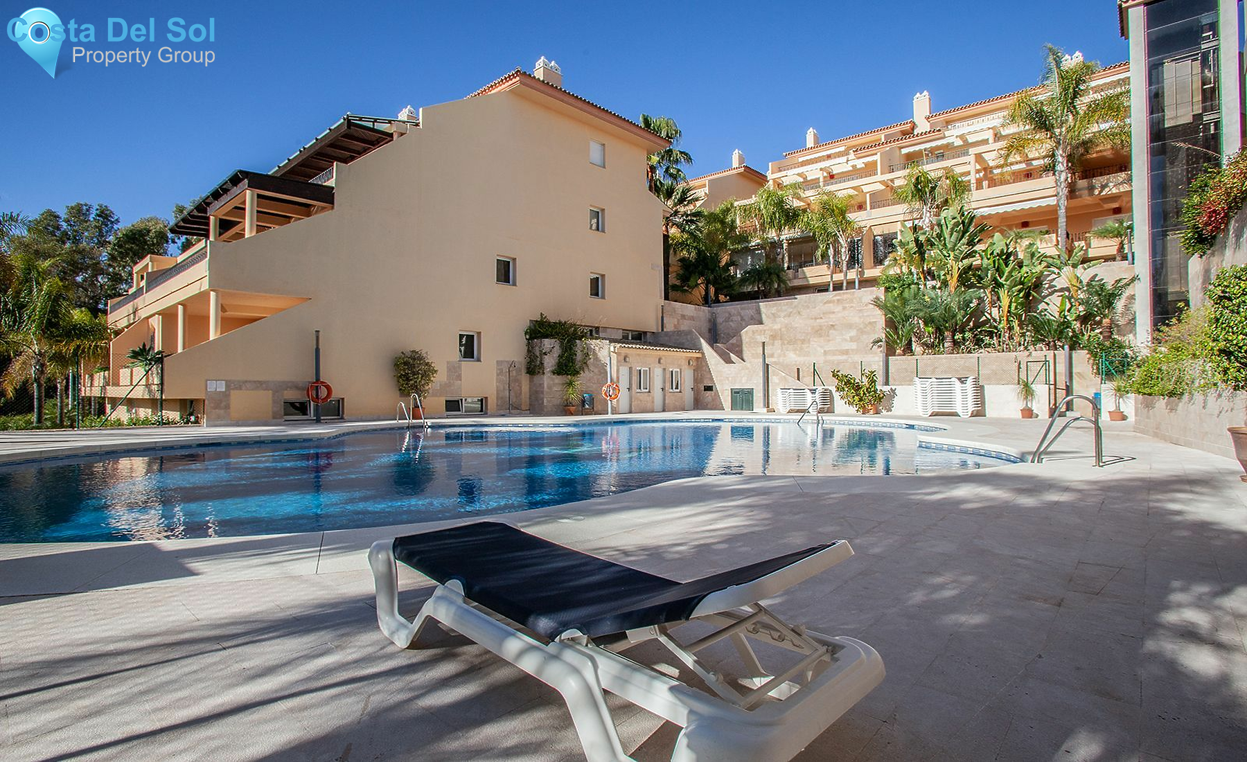 Middle Floor Apartment in Nueva Andalucía-1429838