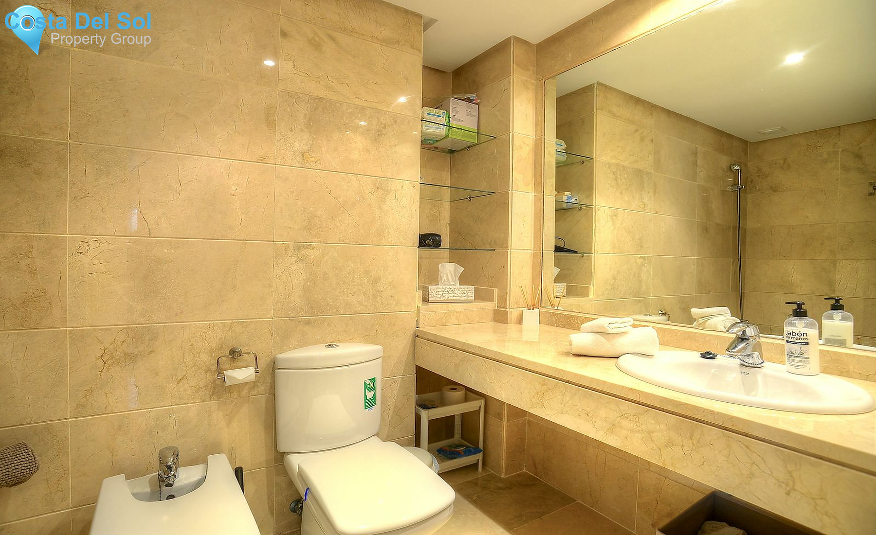 Middle Floor Apartment in Nueva Andalucía-1443798