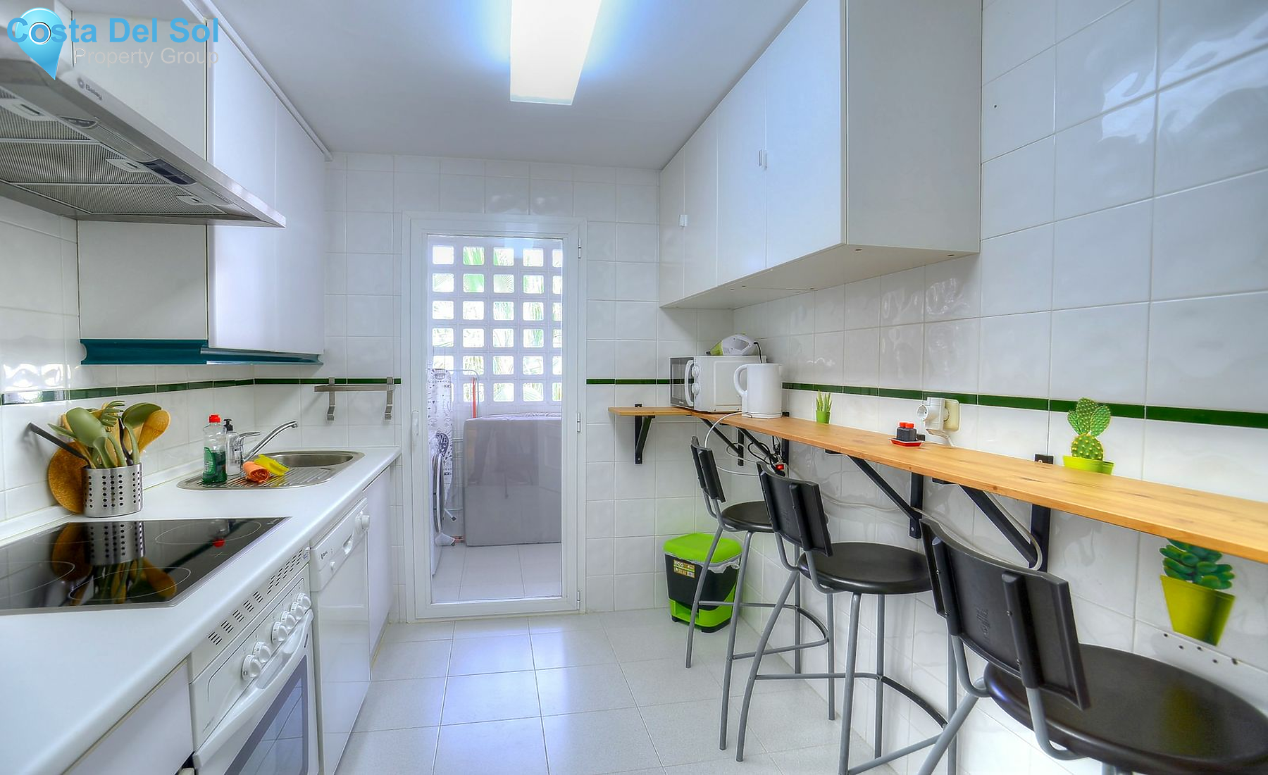 Middle Floor Apartment in Nueva Andalucía-1443799