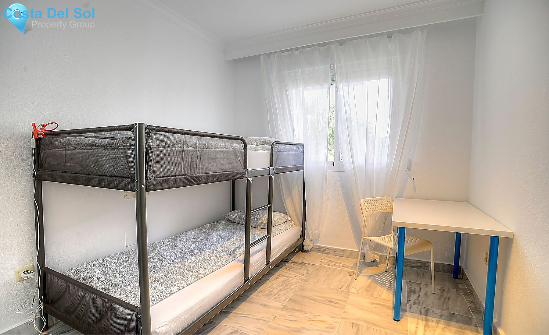 Middle Floor Apartment in Nueva Andalucía-1443800