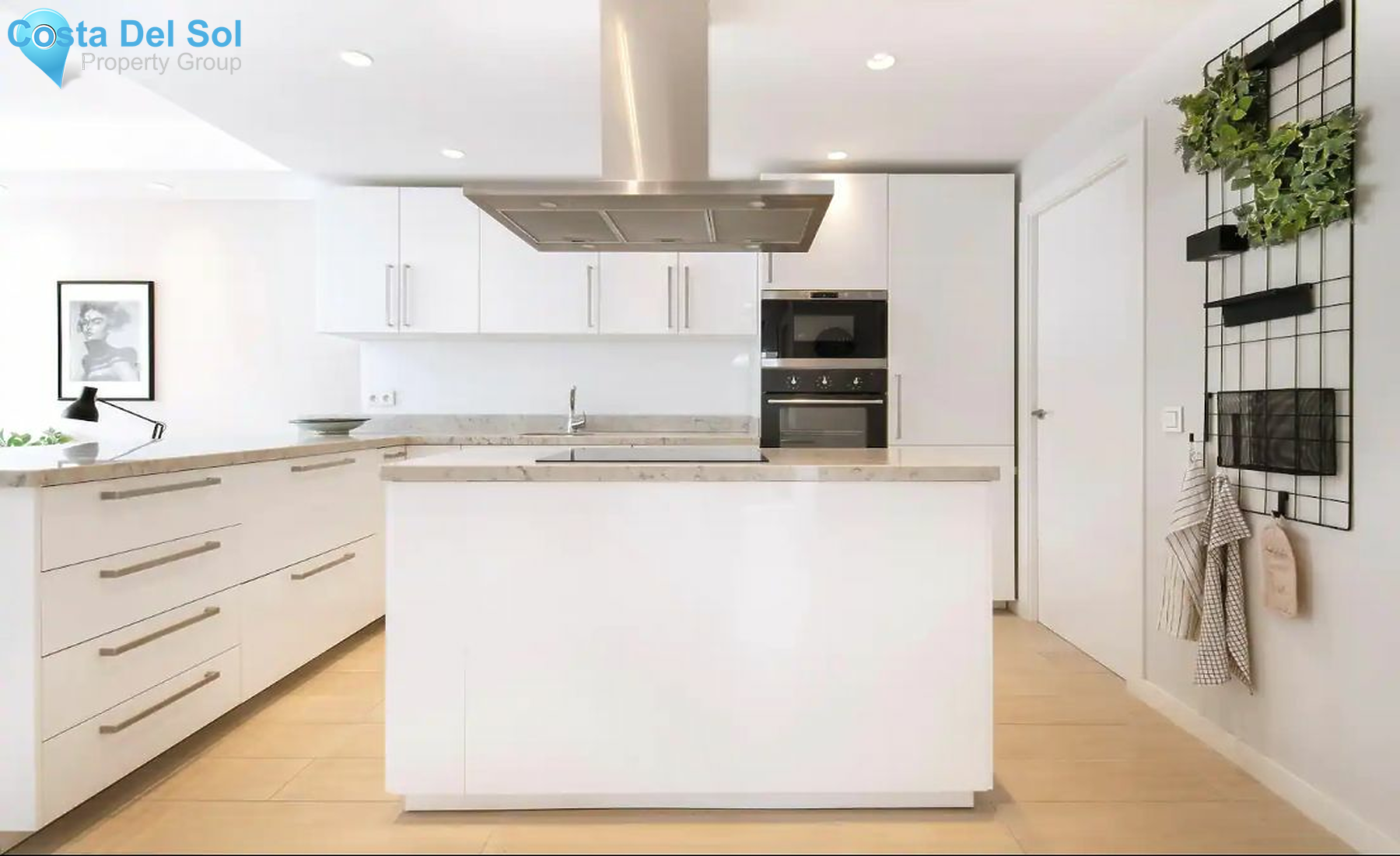 Middle Floor Apartment in Nueva Andalucía-1446028