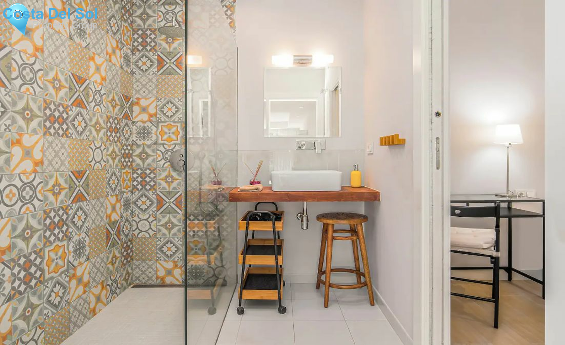 Middle Floor Apartment in Nueva Andalucía-1446026