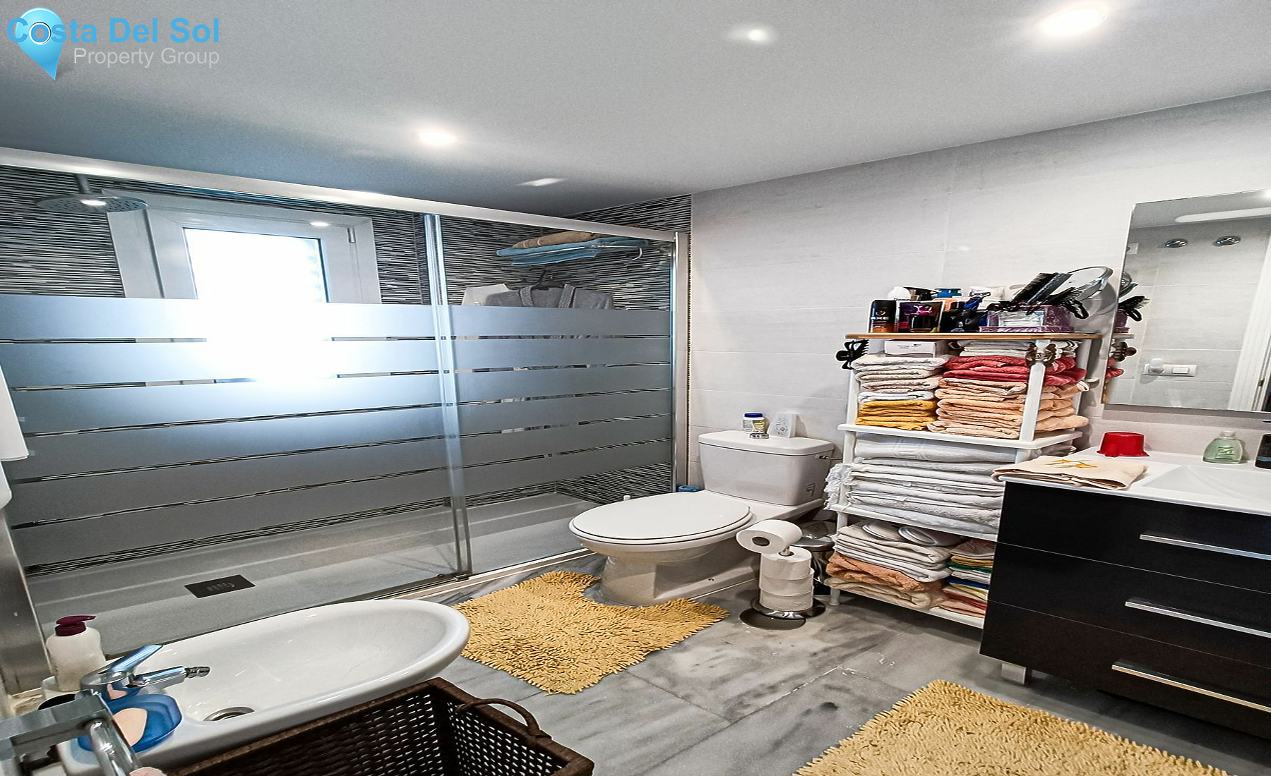 Middle Floor Apartment in Nueva Andalucía-1450120