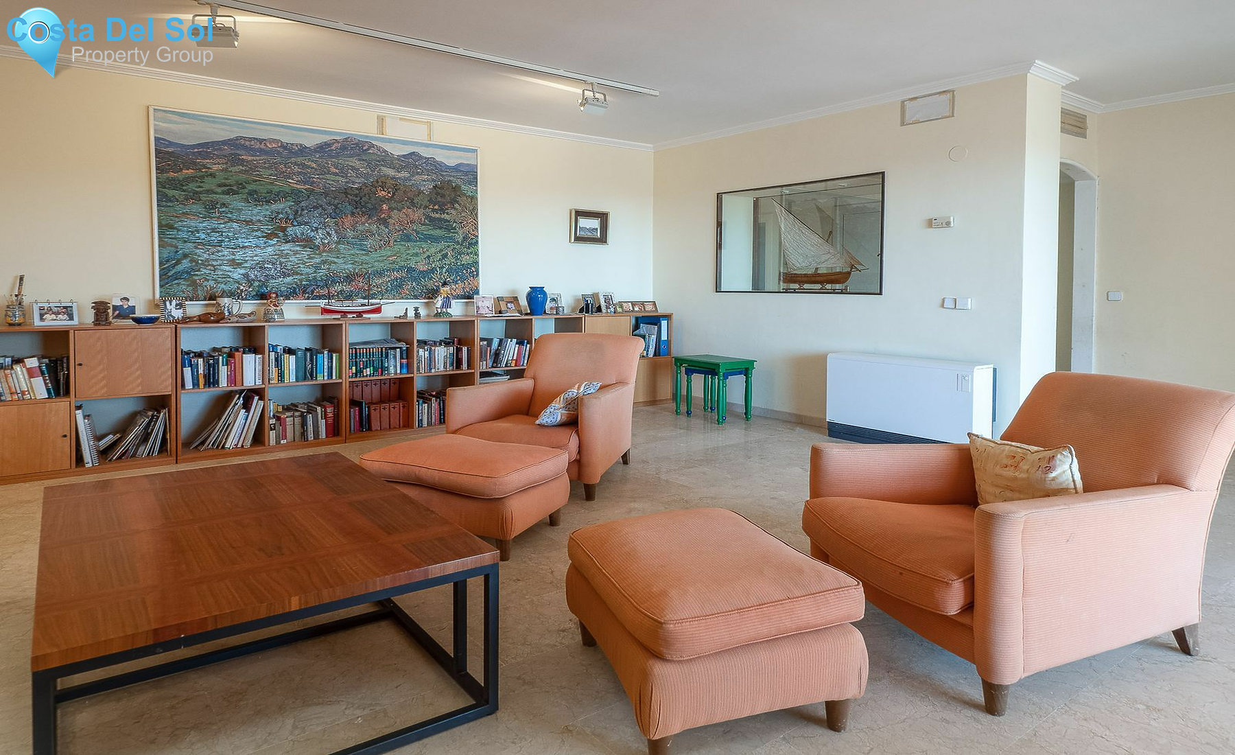 Middle Floor Apartment in Nueva Andalucía-1450526