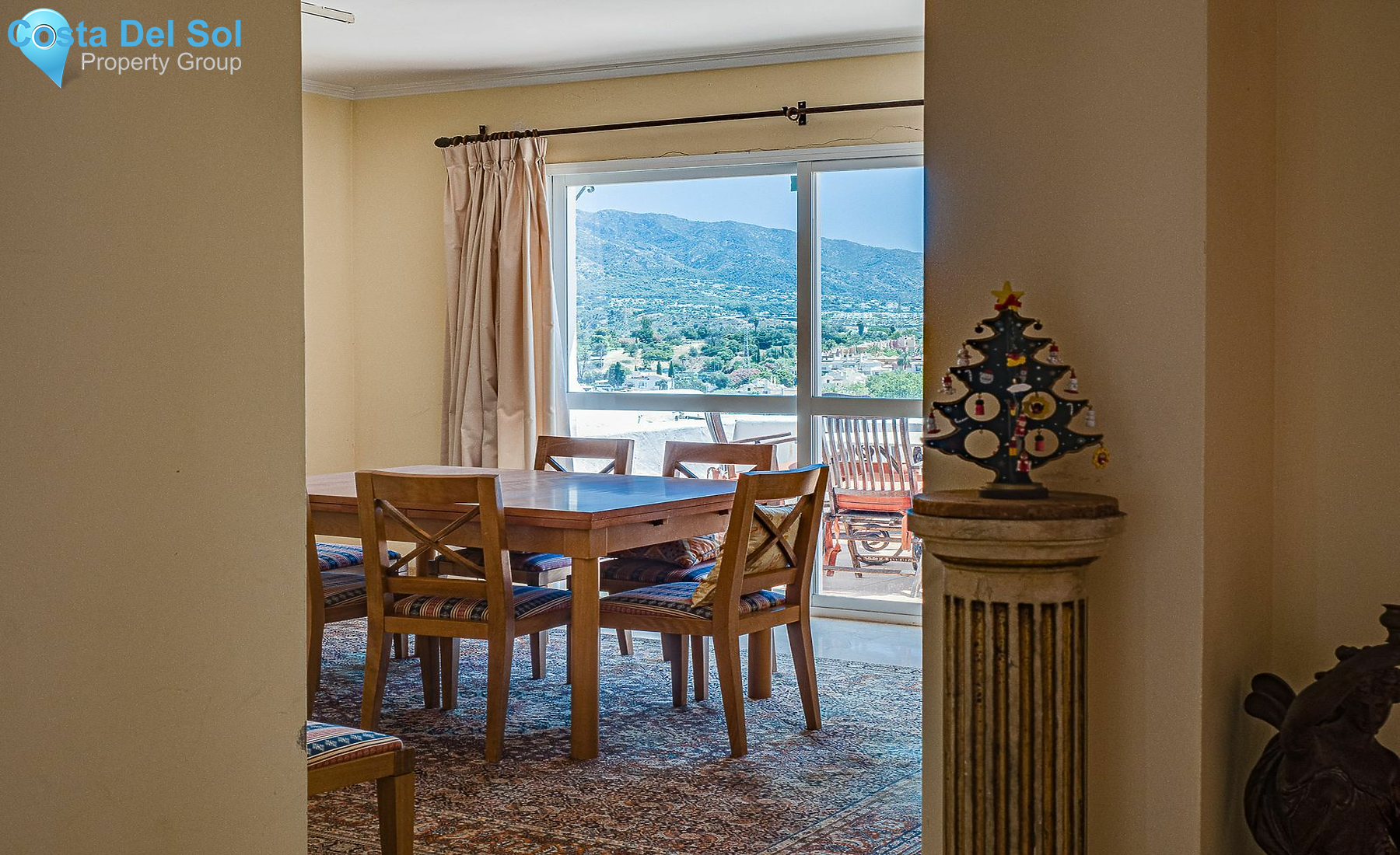 Middle Floor Apartment in Nueva Andalucía-1450528
