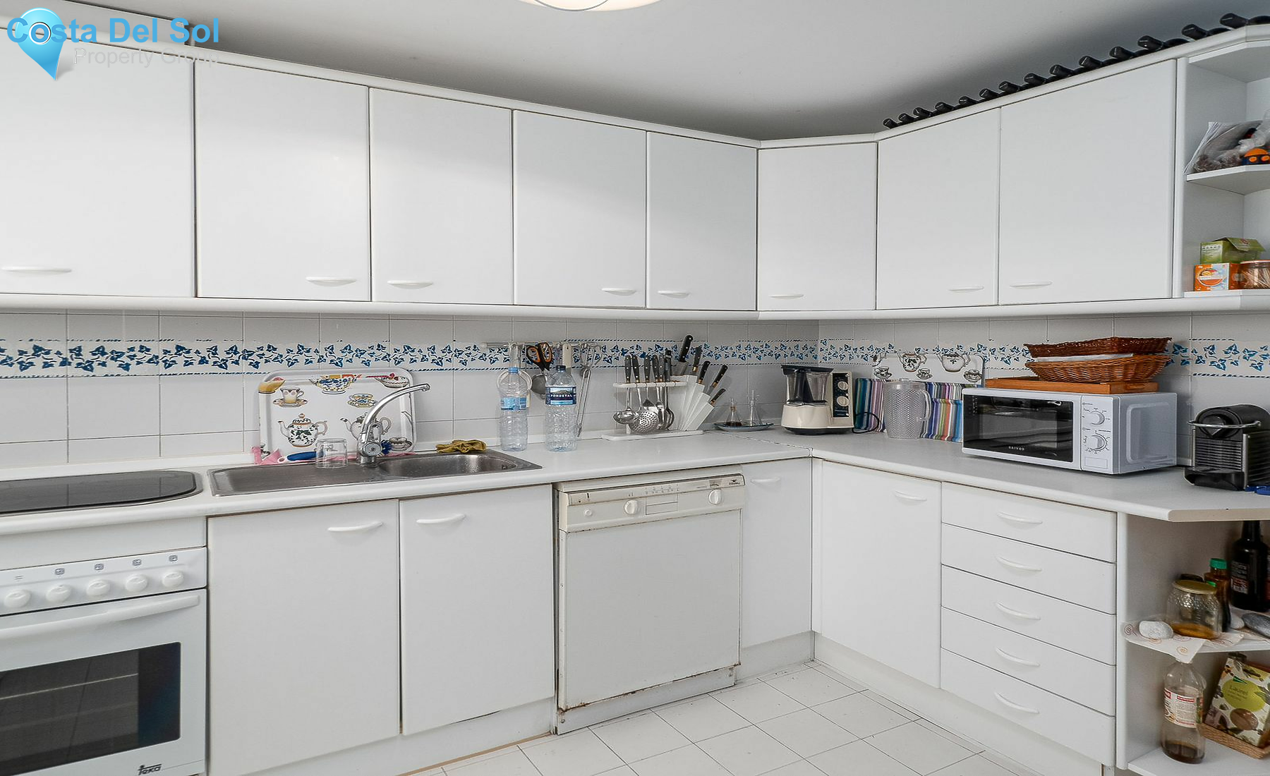 Middle Floor Apartment in Nueva Andalucía-1450532