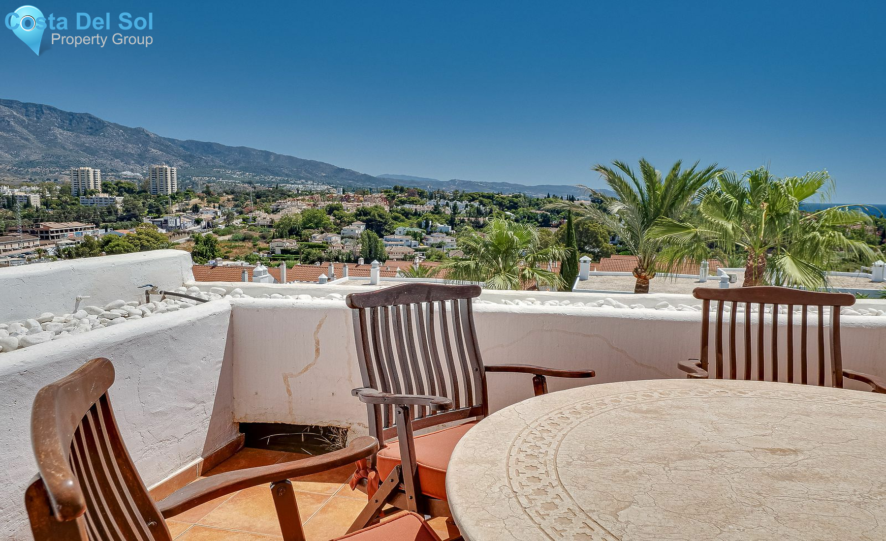 Middle Floor Apartment in Nueva Andalucía-1450522