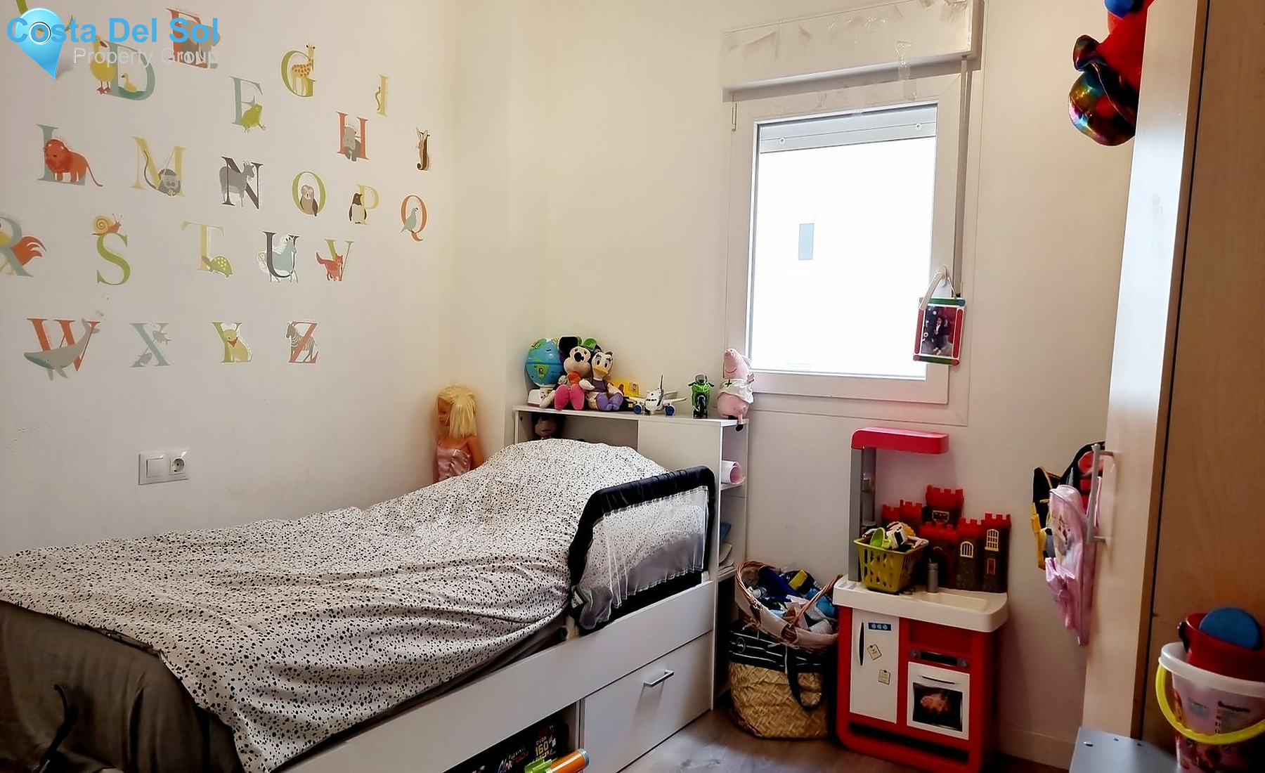 Middle Floor Apartment in Nueva Andalucía-1466187