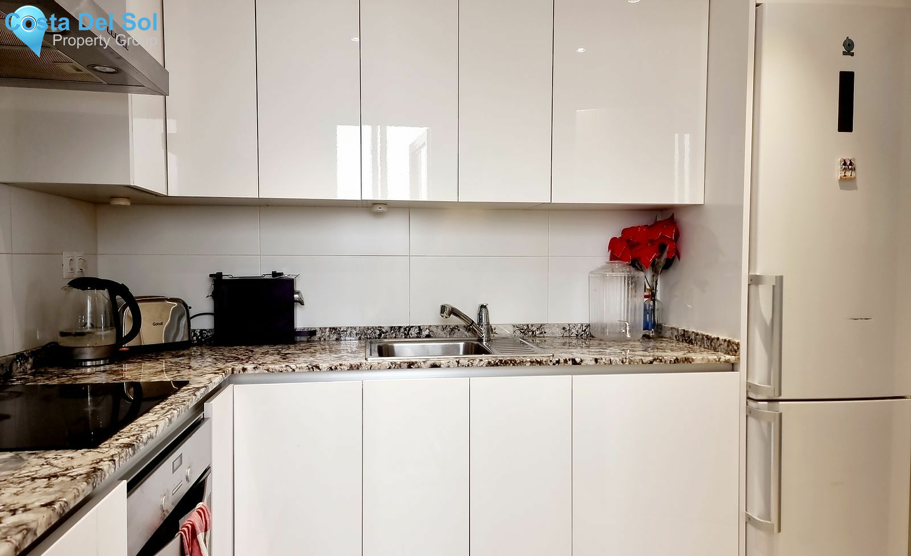 Middle Floor Apartment in Nueva Andalucía-1466182