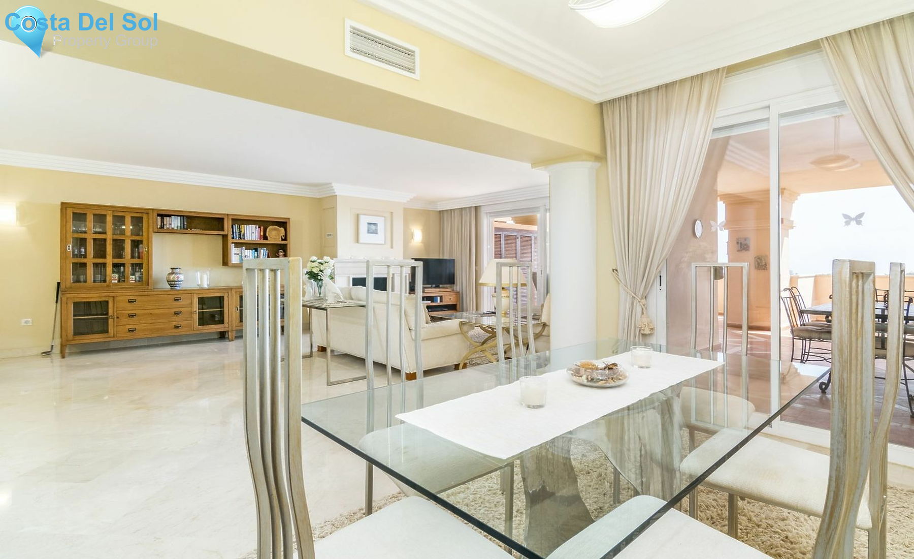 Middle Floor Apartment in Nueva Andalucía-1469239