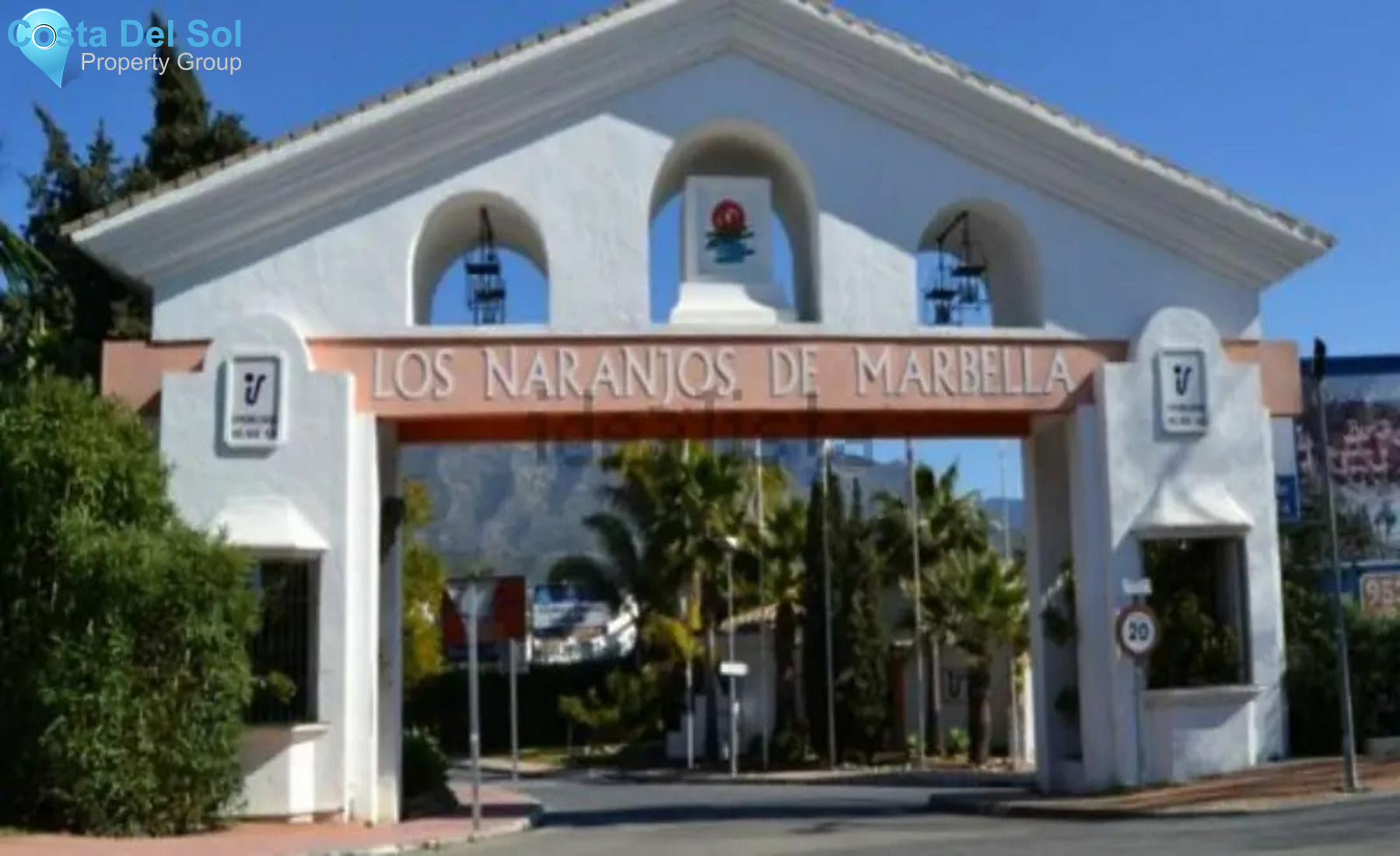 Middle Floor Apartment in Nueva Andalucía-1483965