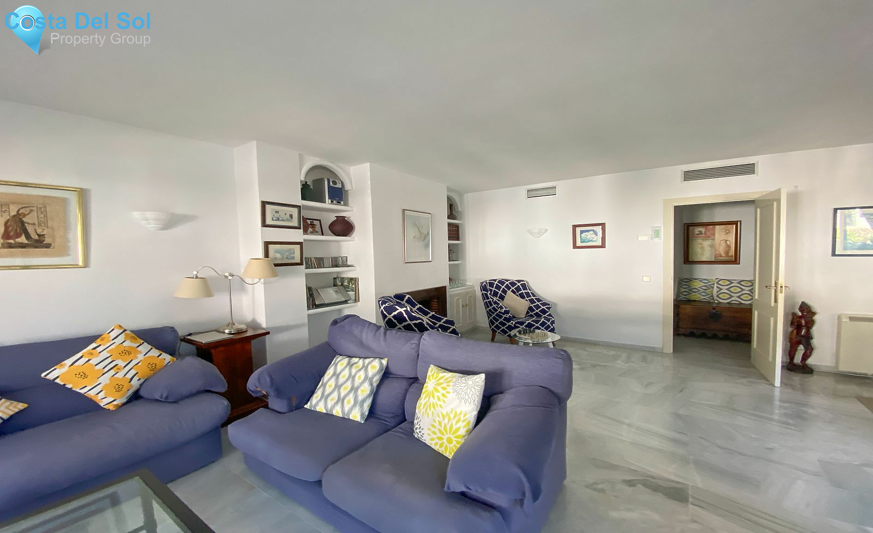 Middle Floor Apartment in Nueva Andalucía-1483948