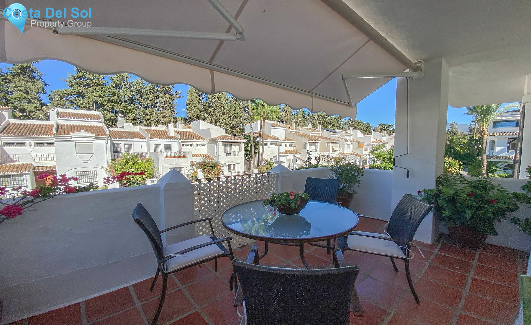 Middle Floor Apartment in Nueva Andalucía-1483949