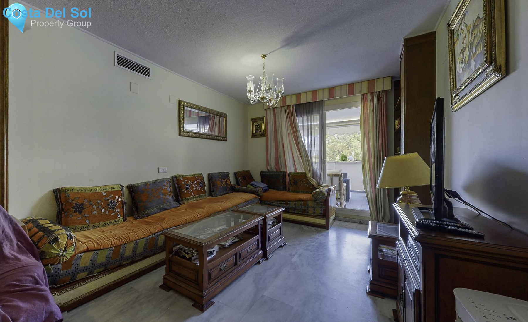 Middle Floor Apartment in Nueva Andalucía-1484453