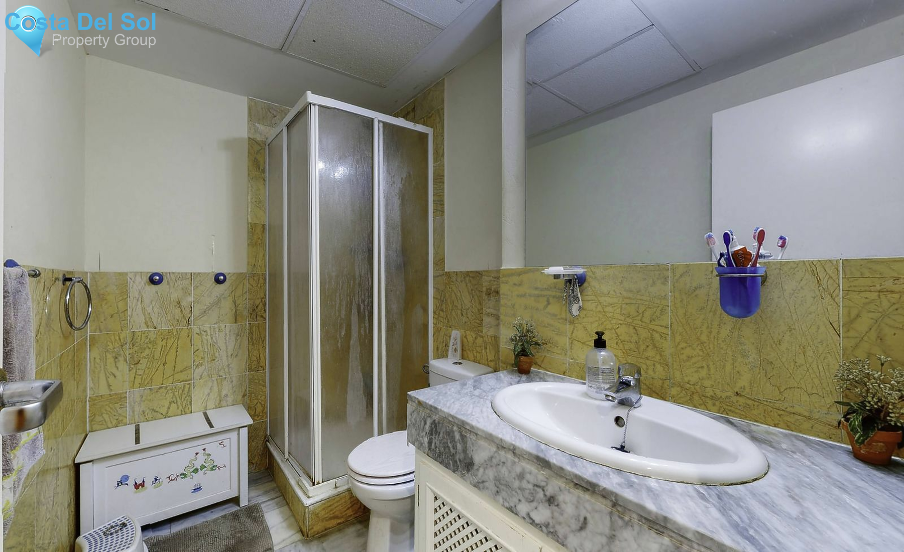 Middle Floor Apartment in Nueva Andalucía-1484442