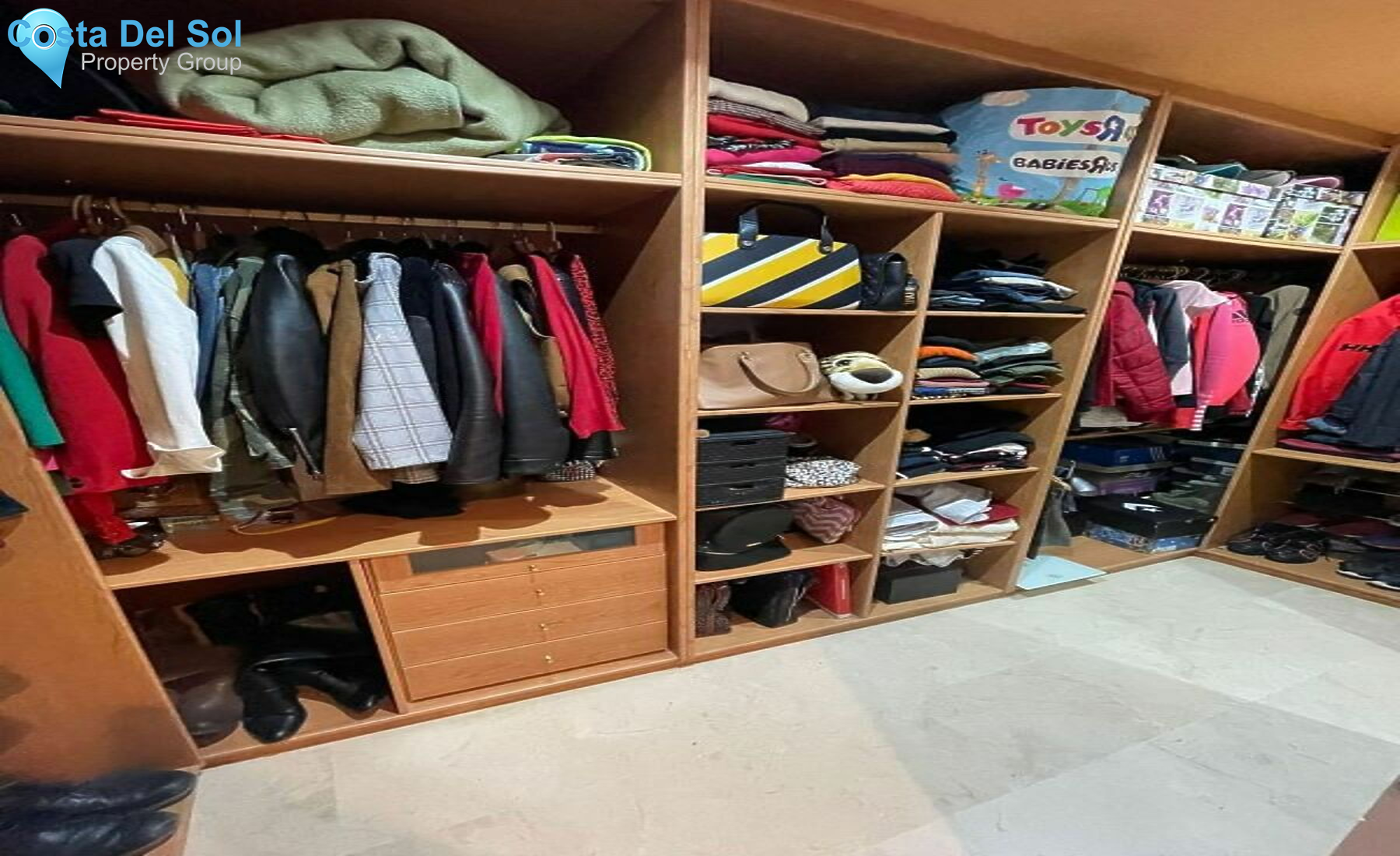 Middle Floor Apartment in Nueva Andalucía-1492675
