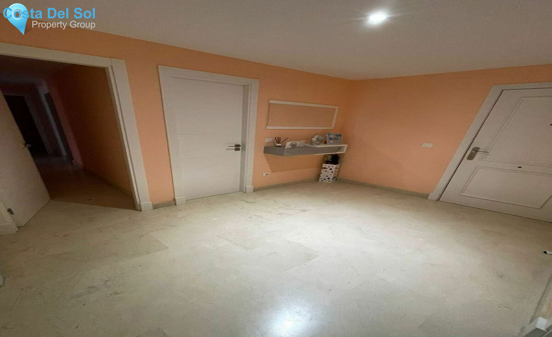 Middle Floor Apartment in Nueva Andalucía-1492676