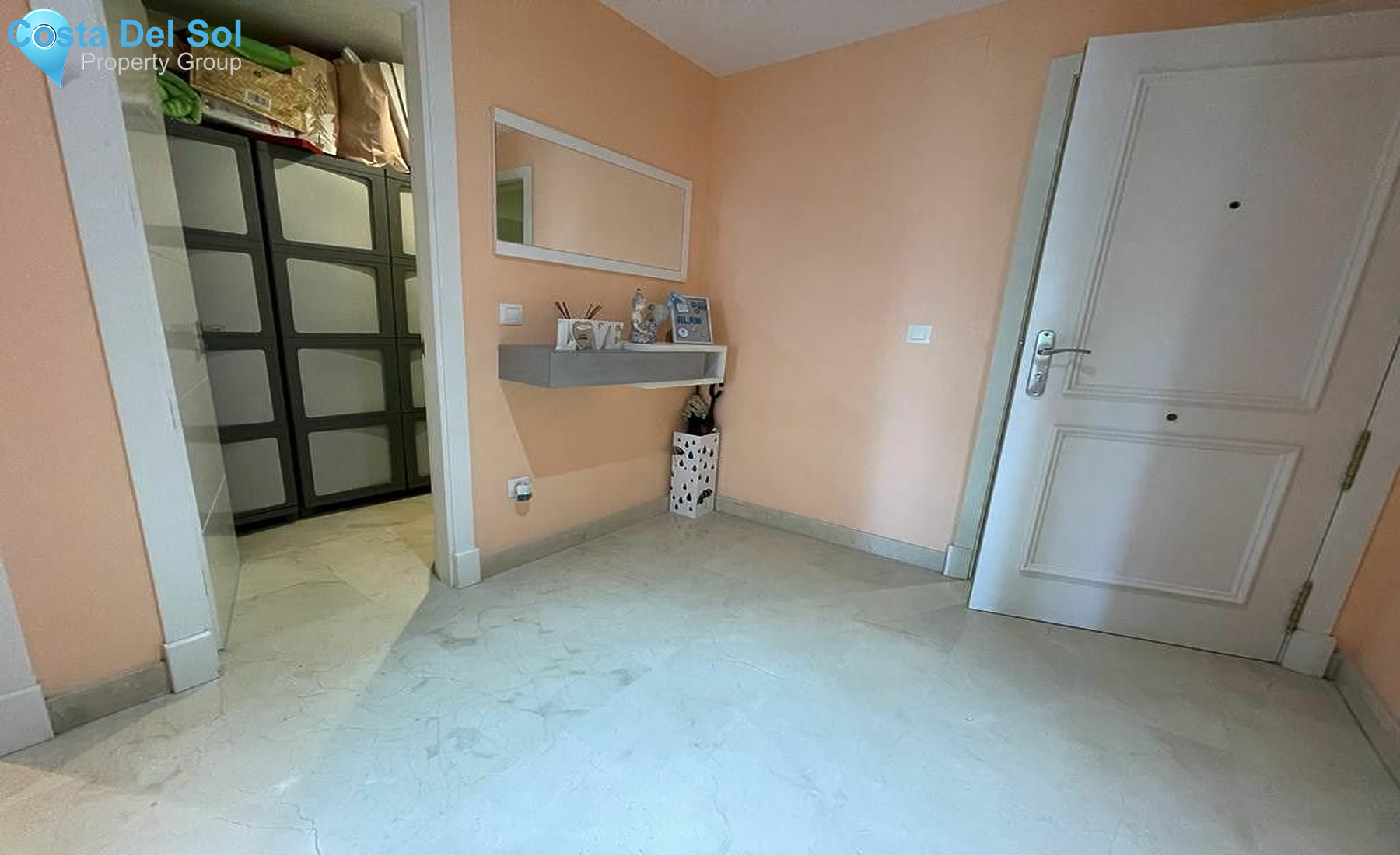 Middle Floor Apartment in Nueva Andalucía-1492680