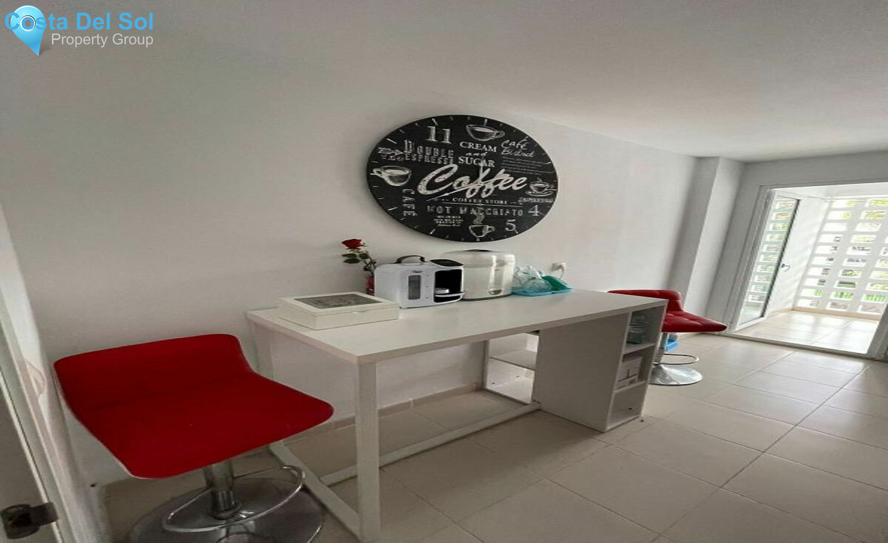 Middle Floor Apartment in Nueva Andalucía-1492666