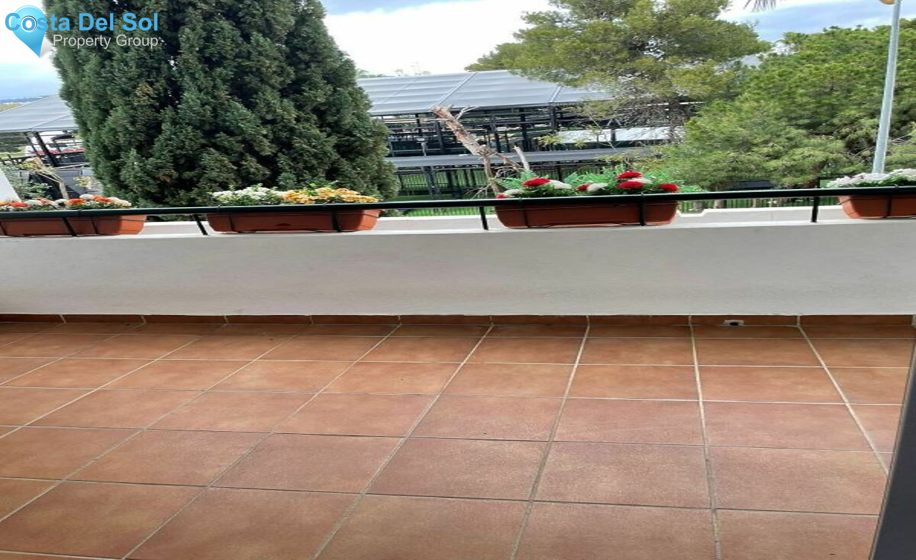 Middle Floor Apartment in Nueva Andalucía-1492669
