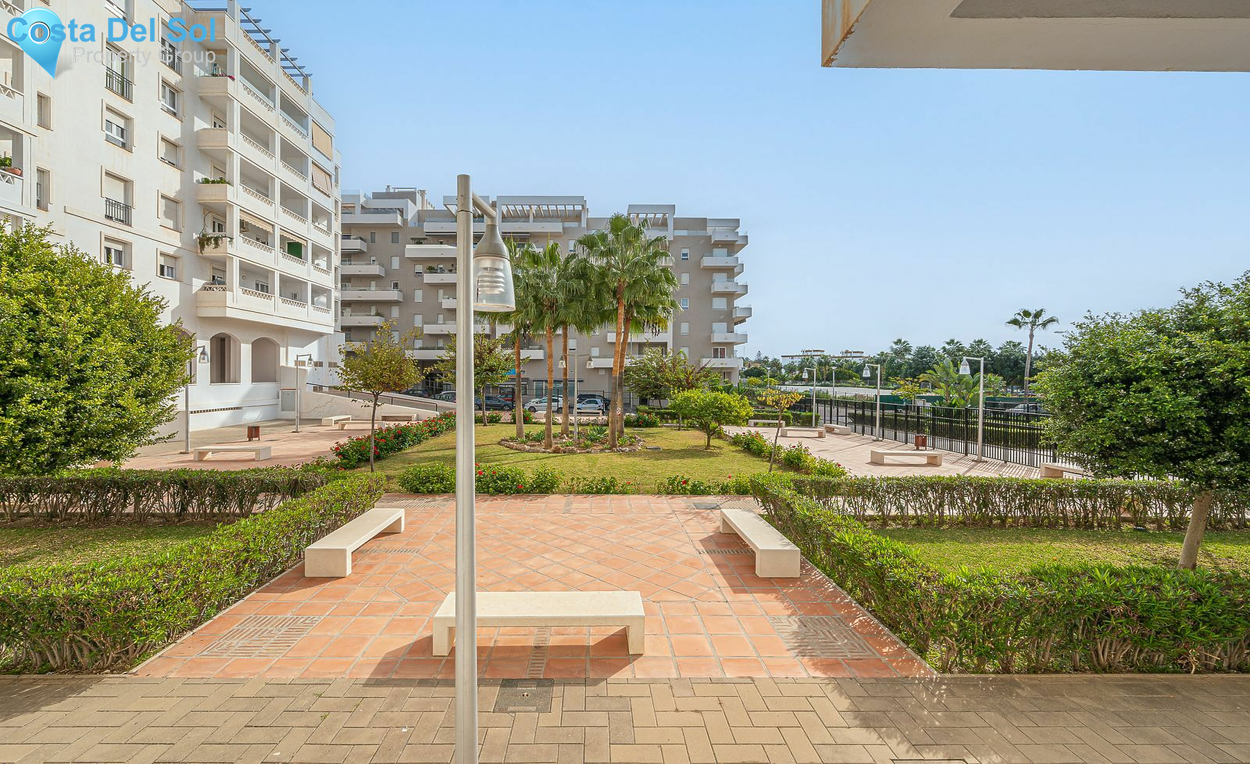 Middle Floor Apartment in Nueva Andalucía-1515558