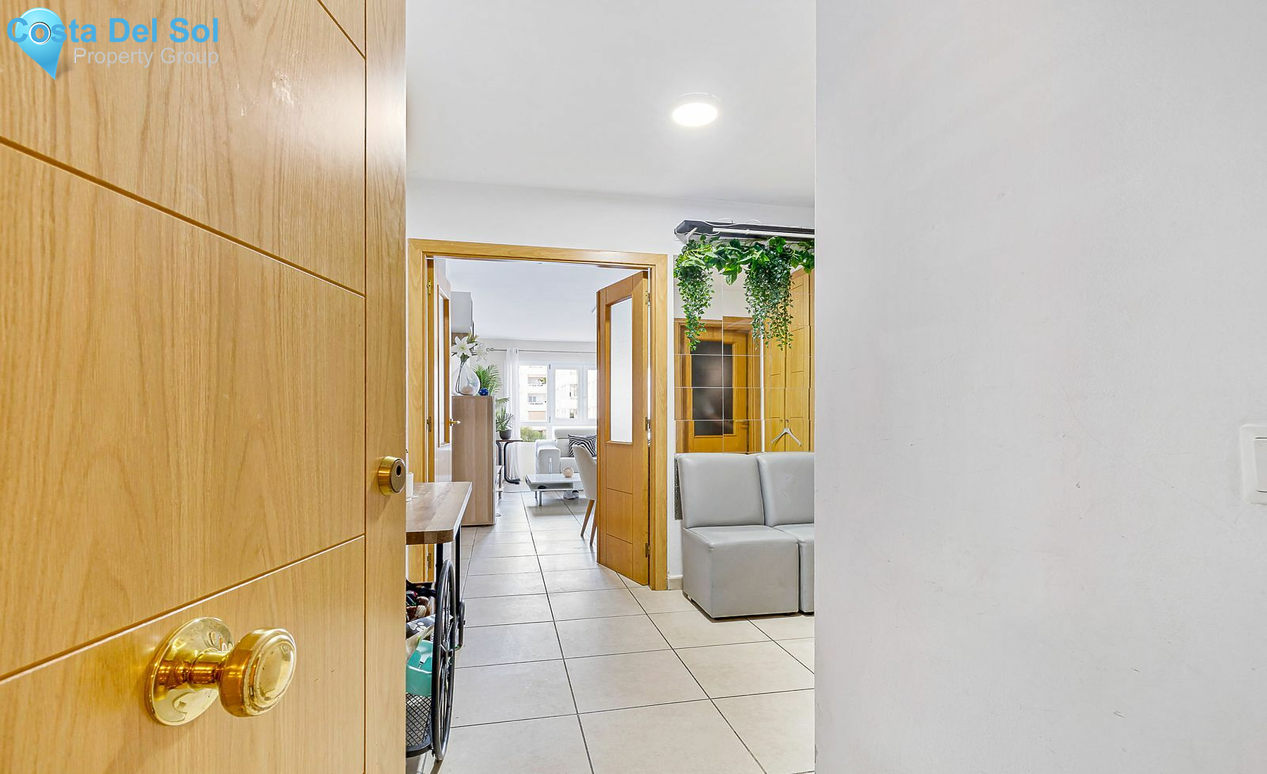 Middle Floor Apartment in Nueva Andalucía-1515560