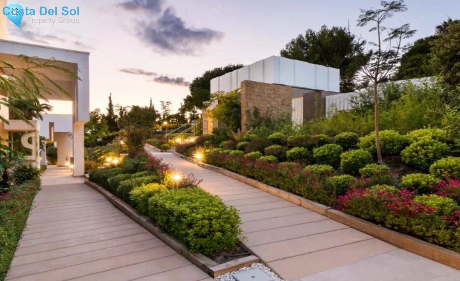 Middle Floor Apartment in Nueva Andalucía