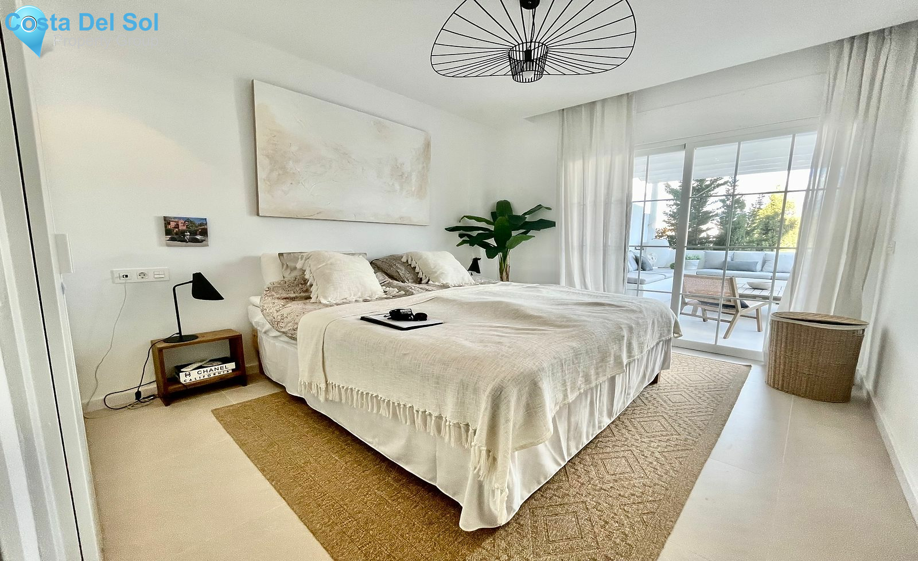 Middle Floor Apartment in Nueva Andalucía-1533635