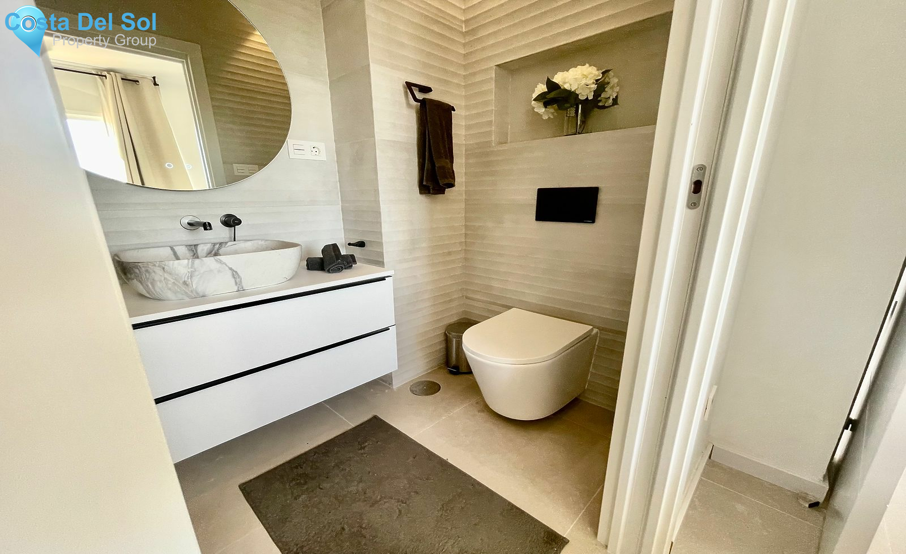 Middle Floor Apartment in Nueva Andalucía-1533625