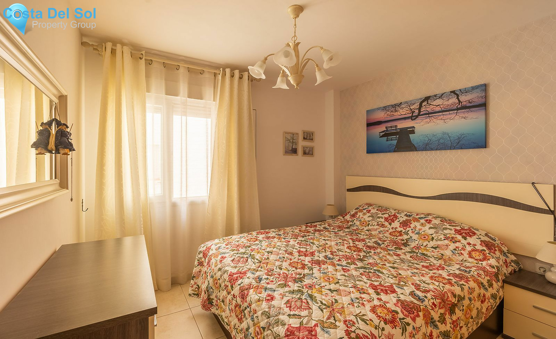 Middle Floor Apartment in Nueva Andalucía-1534736