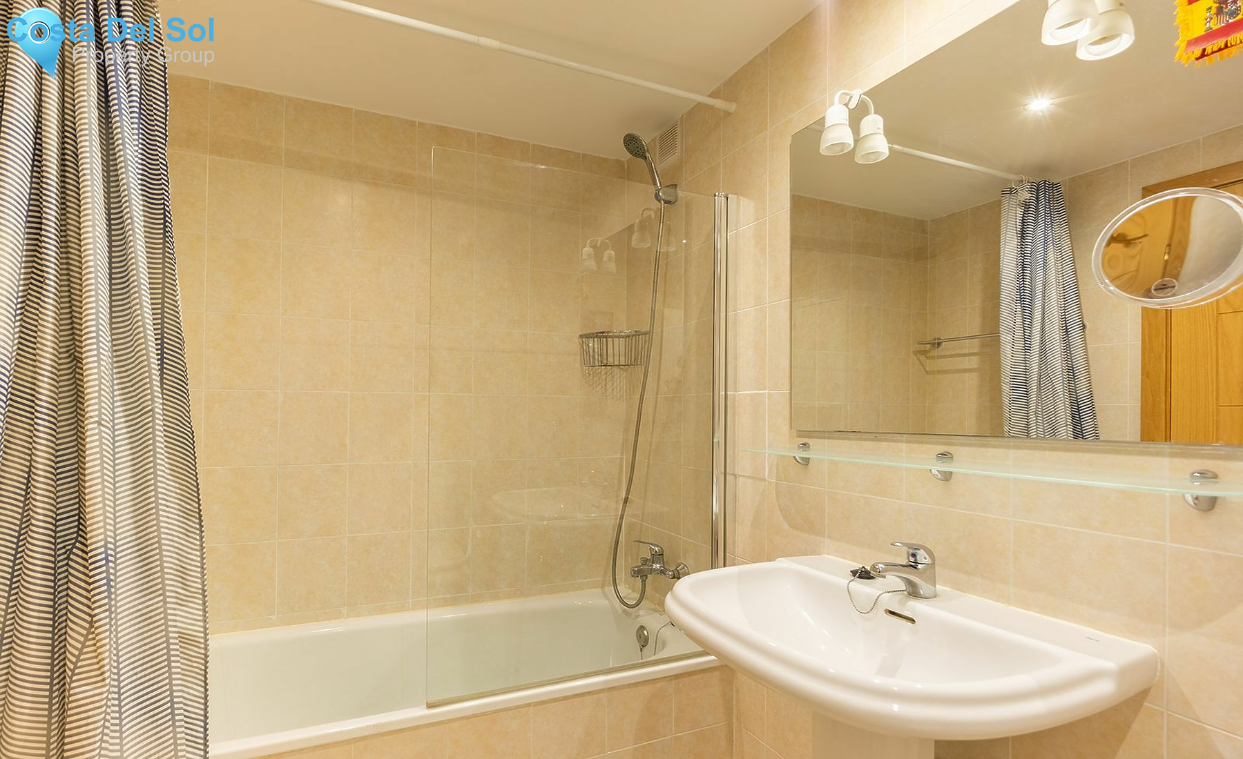 Middle Floor Apartment in Nueva Andalucía-1534738