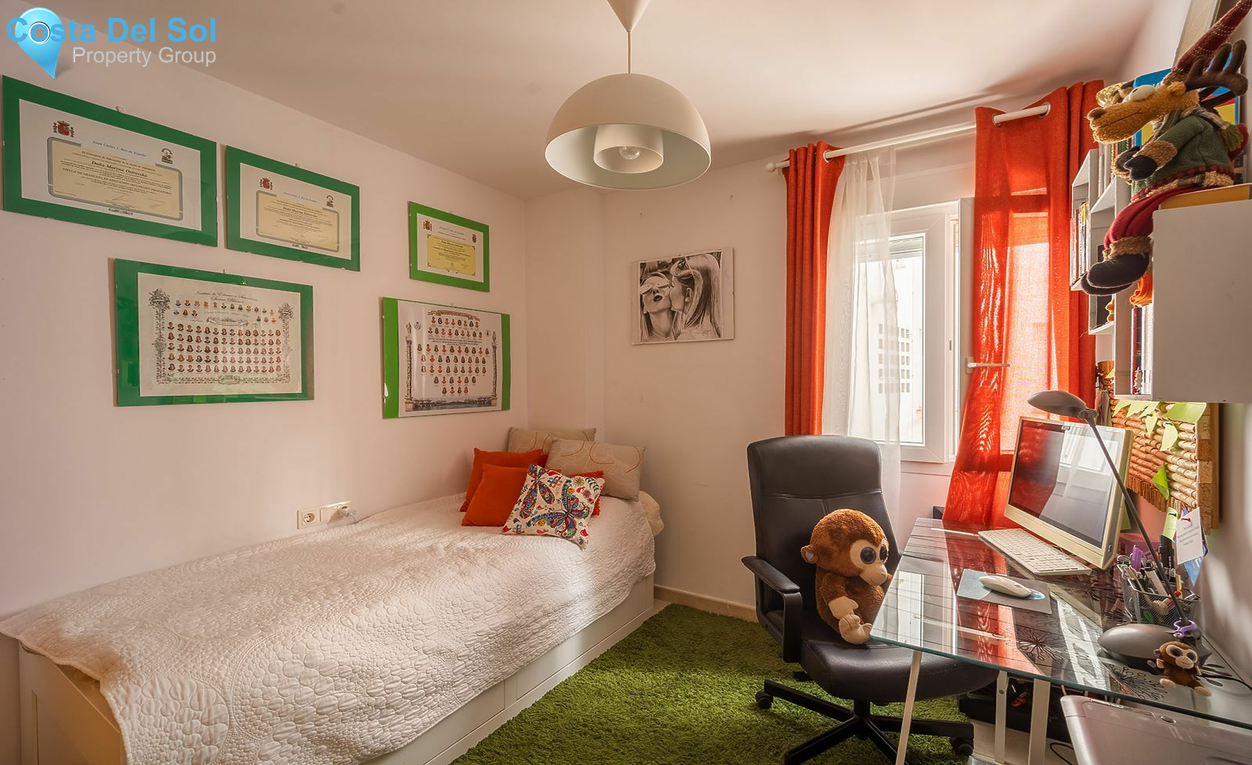 Middle Floor Apartment in Nueva Andalucía-1534739