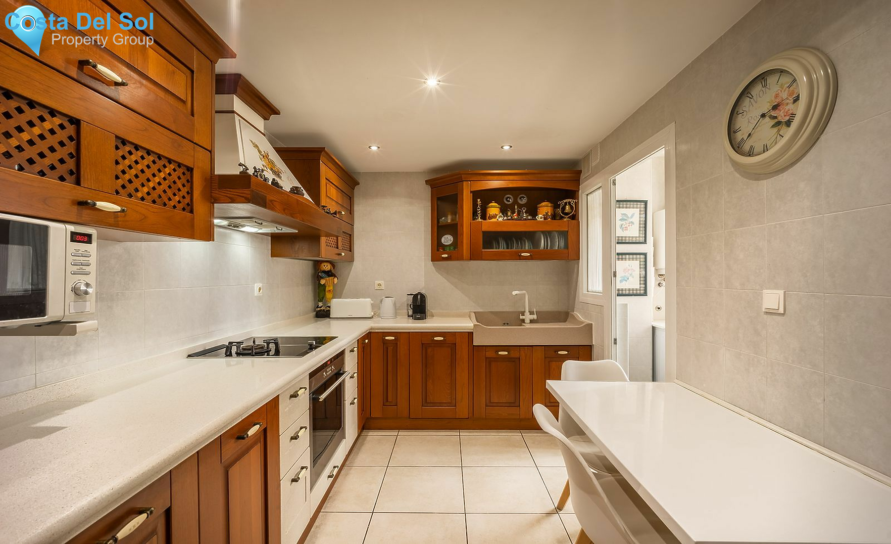 Middle Floor Apartment in Nueva Andalucía-1534728