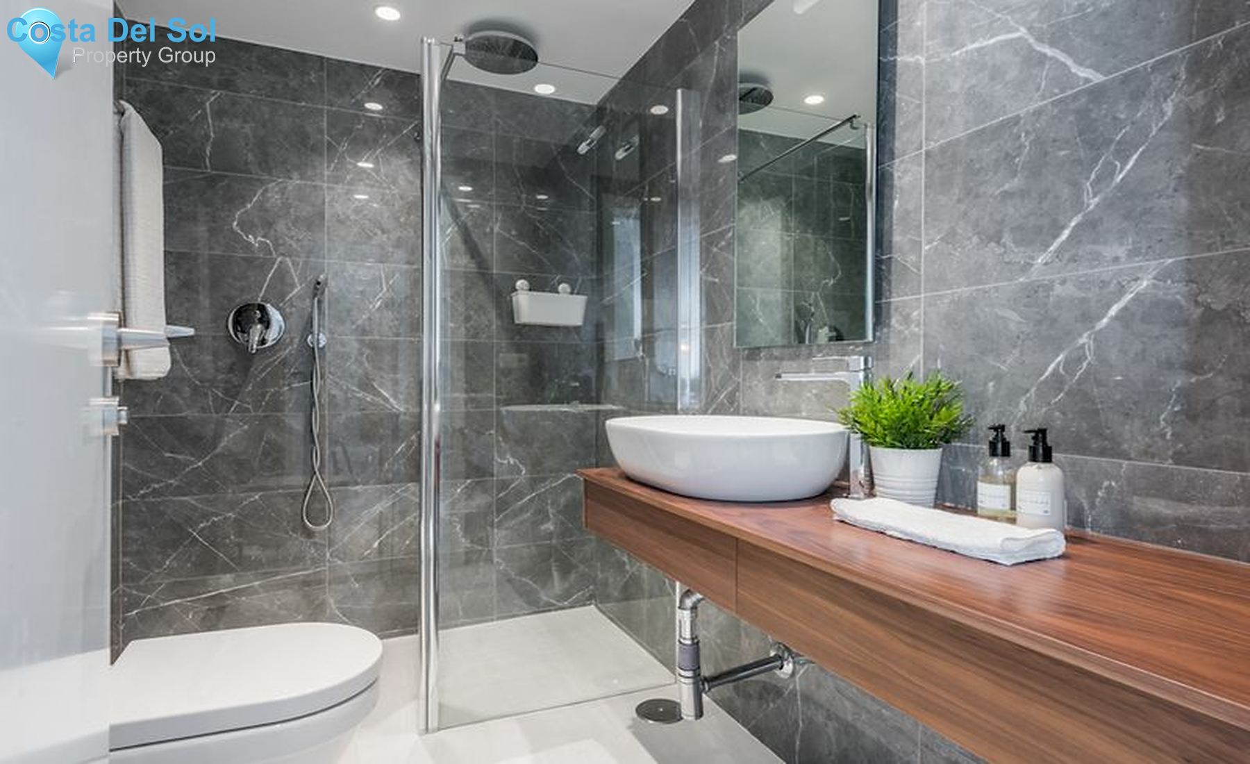 Middle Floor Apartment in Nueva Andalucía-1546746